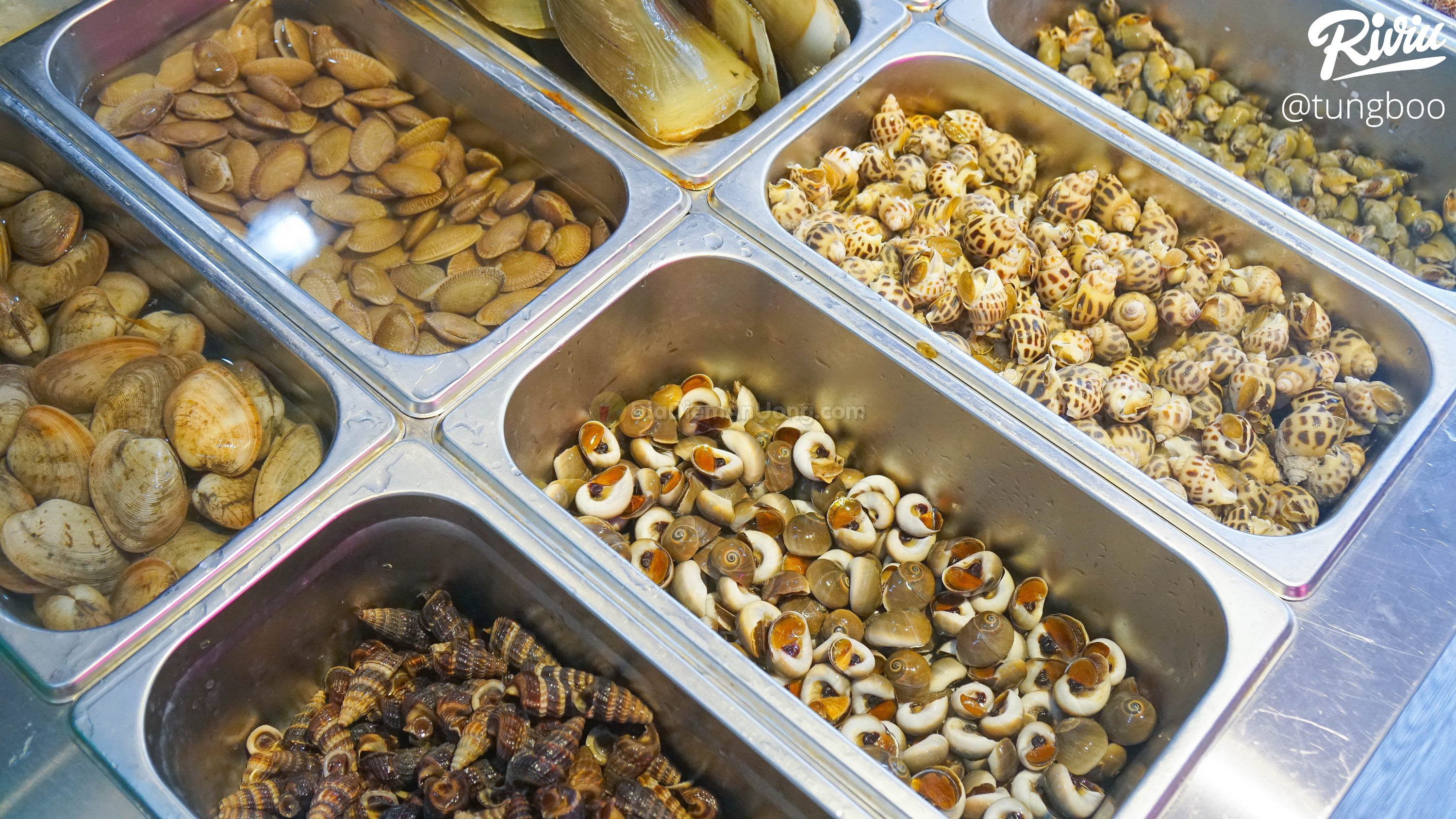 Chị em rủ nhau đi ăn ốc bán thâu đêm style ITAEWON CLASS độc nhất Hà Nội - ảnh 4 chi em ru nhau di an oc ban thau dem style itaewon class doc nhat ha noi - anh 4