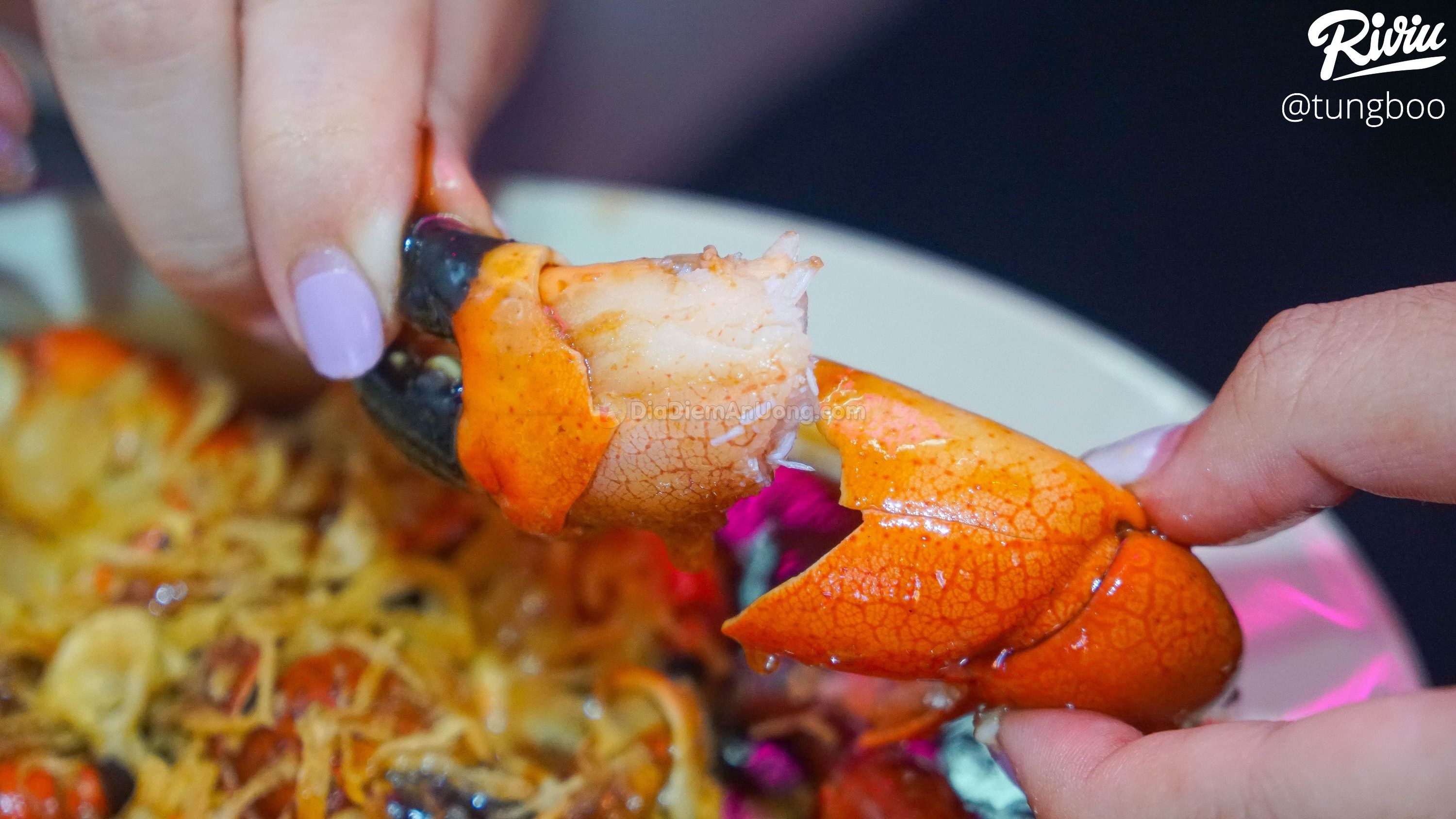 Chị em rủ nhau đi ăn ốc bán thâu đêm style ITAEWON CLASS độc nhất Hà Nội - ảnh 26 chi em ru nhau di an oc ban thau dem style itaewon class doc nhat ha noi - anh 26