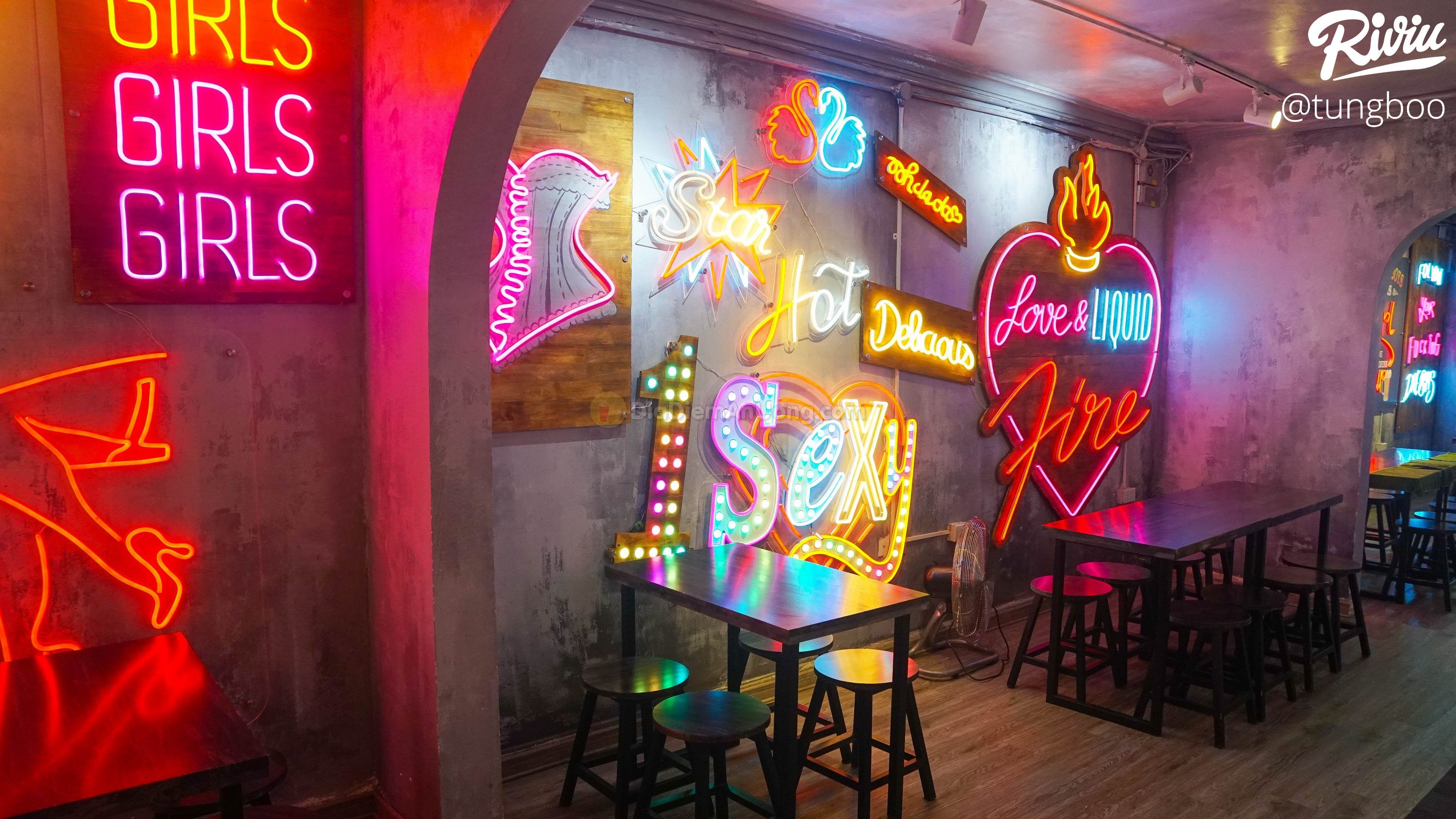 Chị em rủ nhau đi ăn ốc bán thâu đêm style ITAEWON CLASS độc nhất Hà Nội - ảnh 9 chi em ru nhau di an oc ban thau dem style itaewon class doc nhat ha noi - anh 9