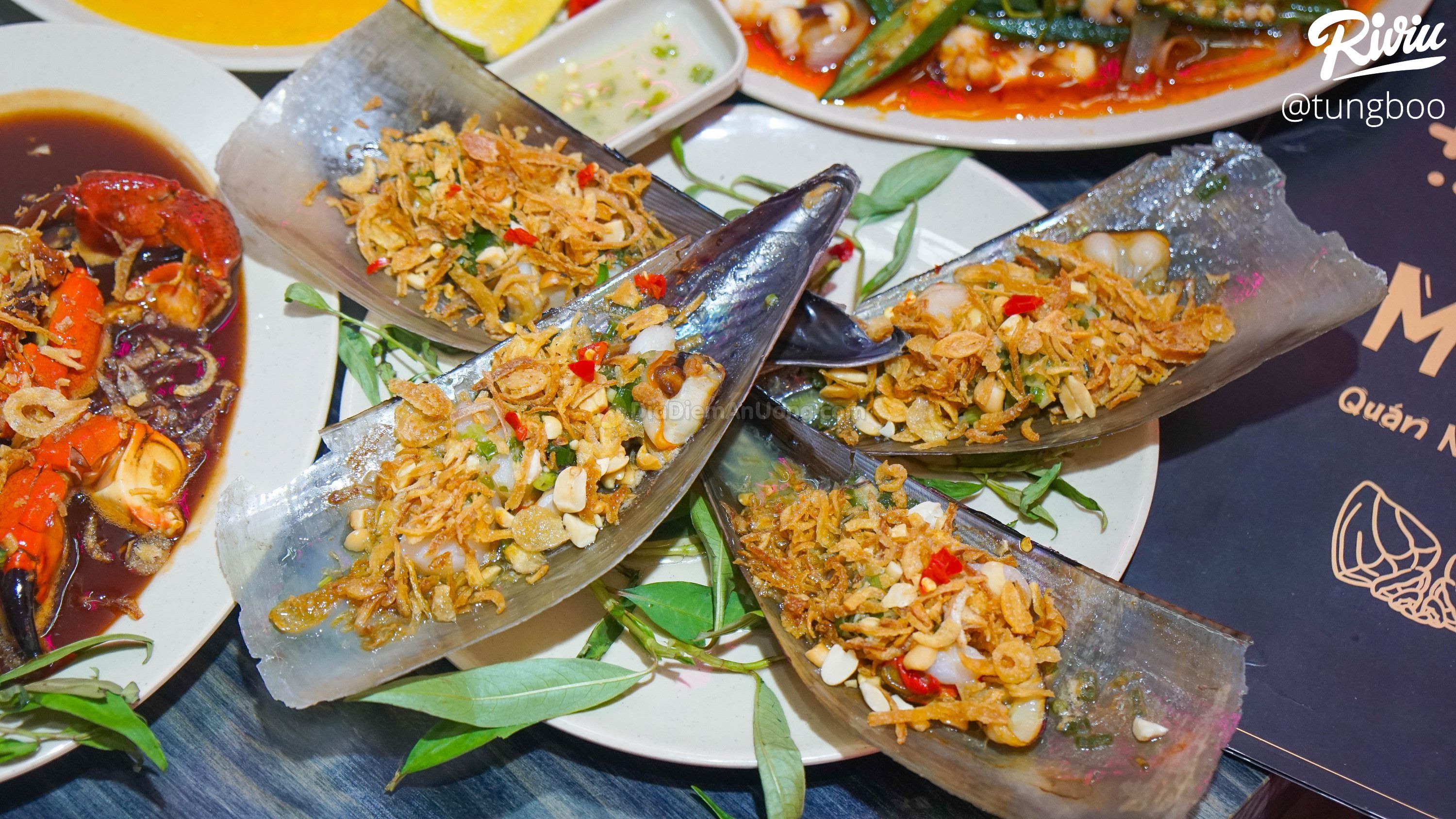 Chị em rủ nhau đi ăn ốc bán thâu đêm style ITAEWON CLASS độc nhất Hà Nội - ảnh 22 chi em ru nhau di an oc ban thau dem style itaewon class doc nhat ha noi - anh 22