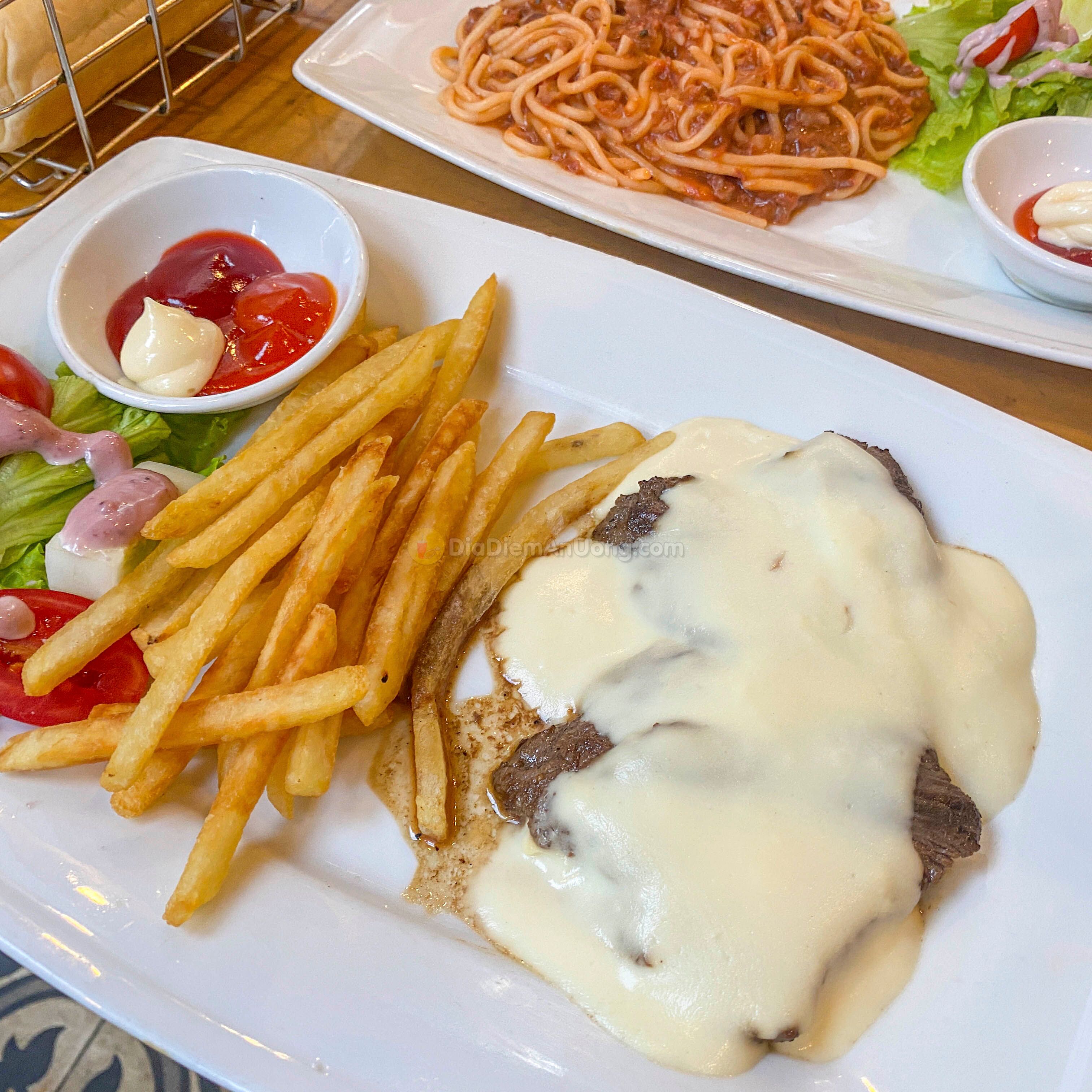 hen ho bua steak sang choanh chi voi 100k ngay giua long ha noi - anh 13