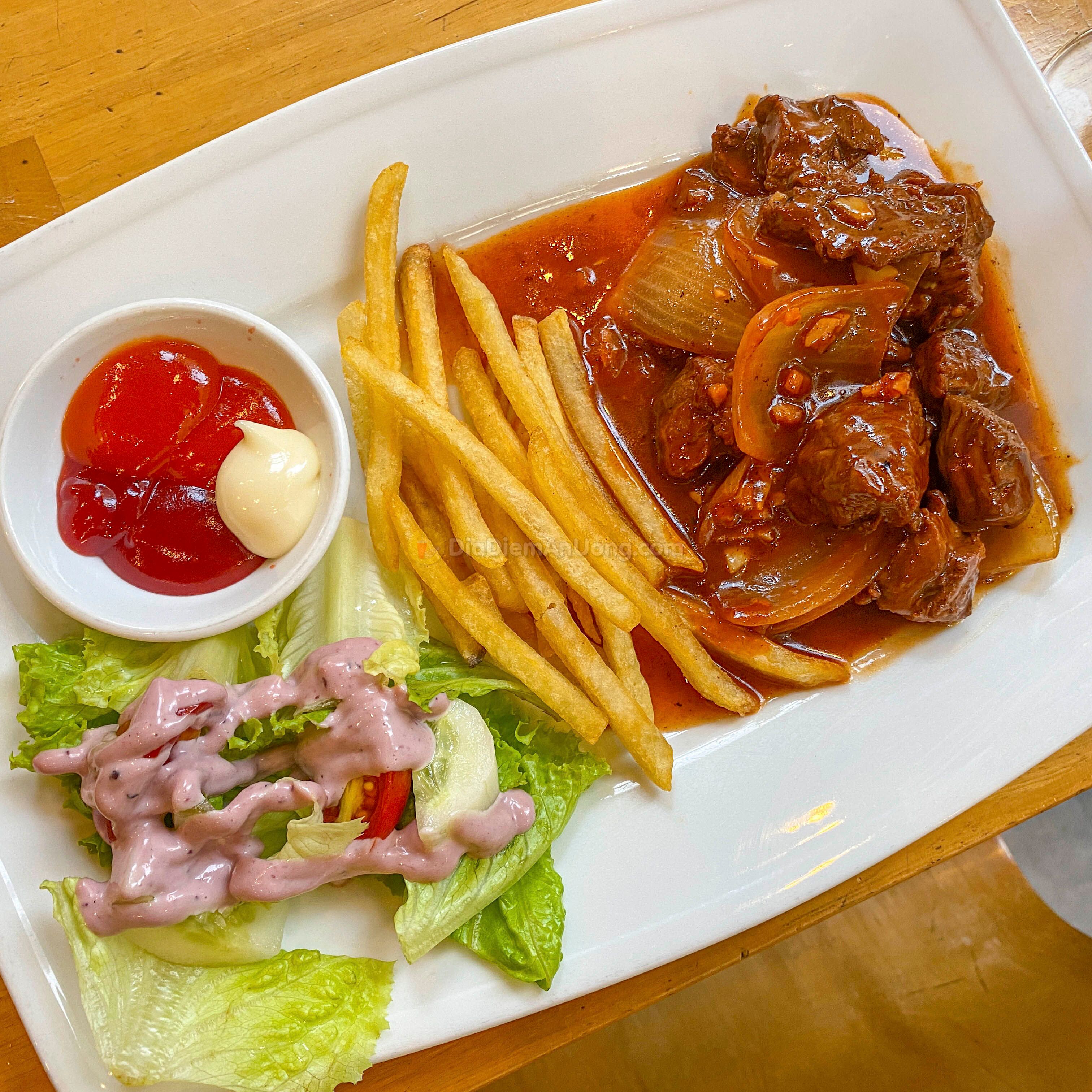 hen ho bua steak sang choanh chi voi 100k ngay giua long ha noi - anh 11