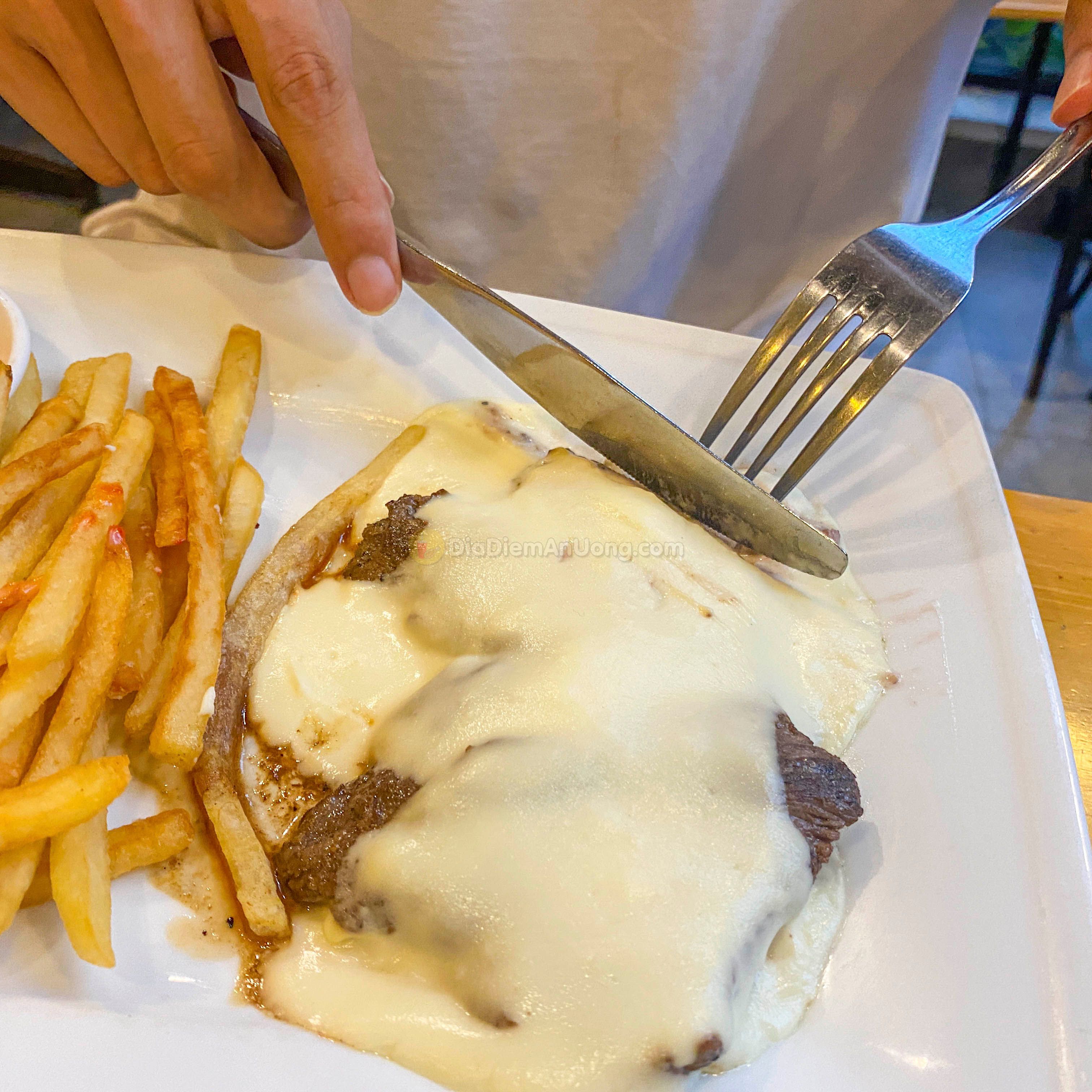 hen ho bua steak sang choanh chi voi 100k ngay giua long ha noi - anh 19