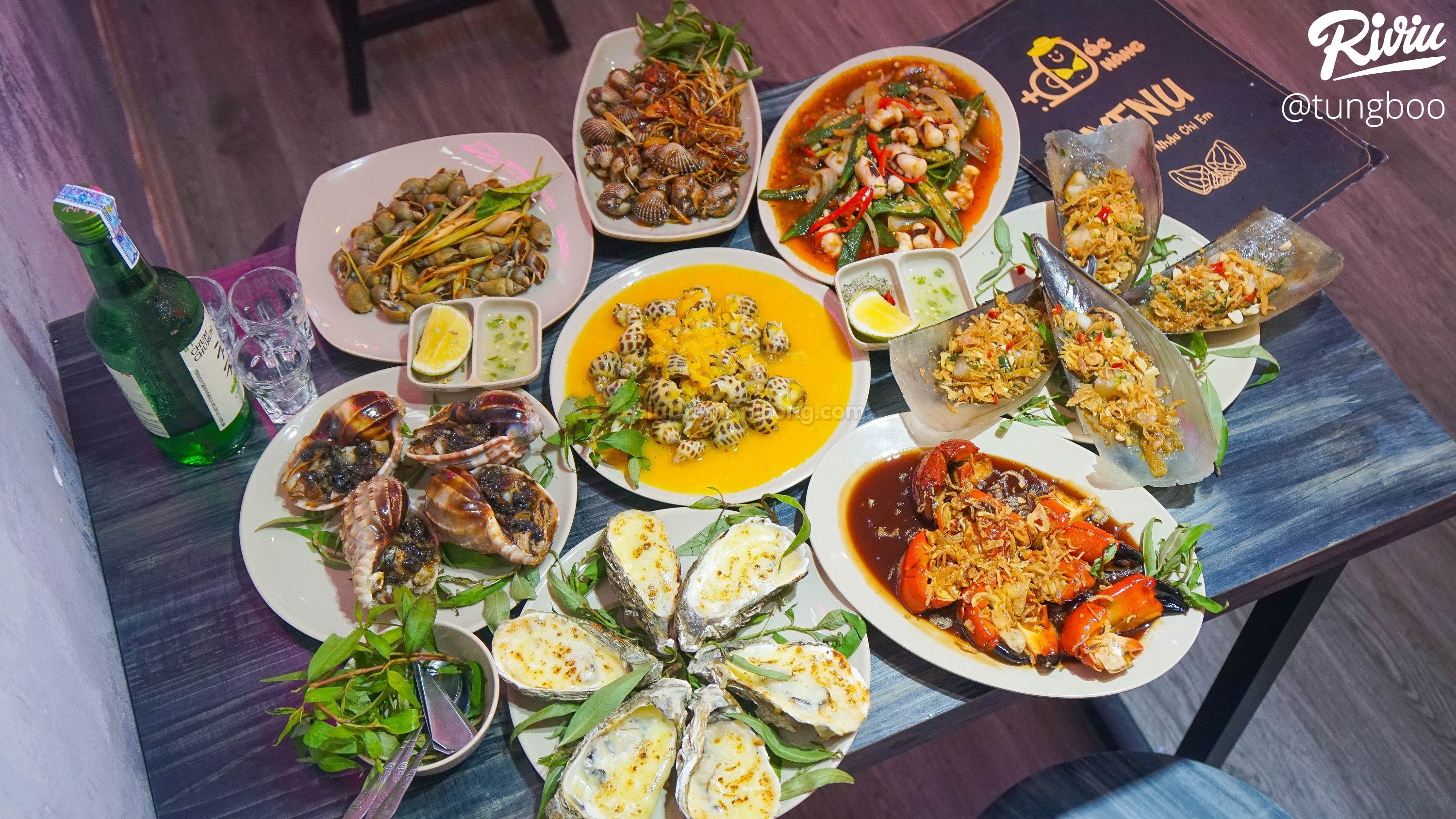 Chị em rủ nhau đi ăn ốc bán thâu đêm style ITAEWON CLASS độc nhất Hà Nội - ảnh 1 chi em ru nhau di an oc ban thau dem style itaewon class doc nhat ha noi - anh 1