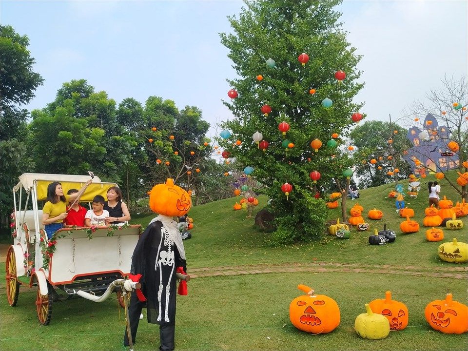 'Quẩy tưng bừng' tại LỄ HỘI HALLOWEEN ĐỘC NHẤT VÔ NHỊ rùng rợn nhất Hà Nội - ảnh 26 "quay tung bung" tai le hoi halloween doc nhat vo nhi rung ron nhat ha noi - anh 26