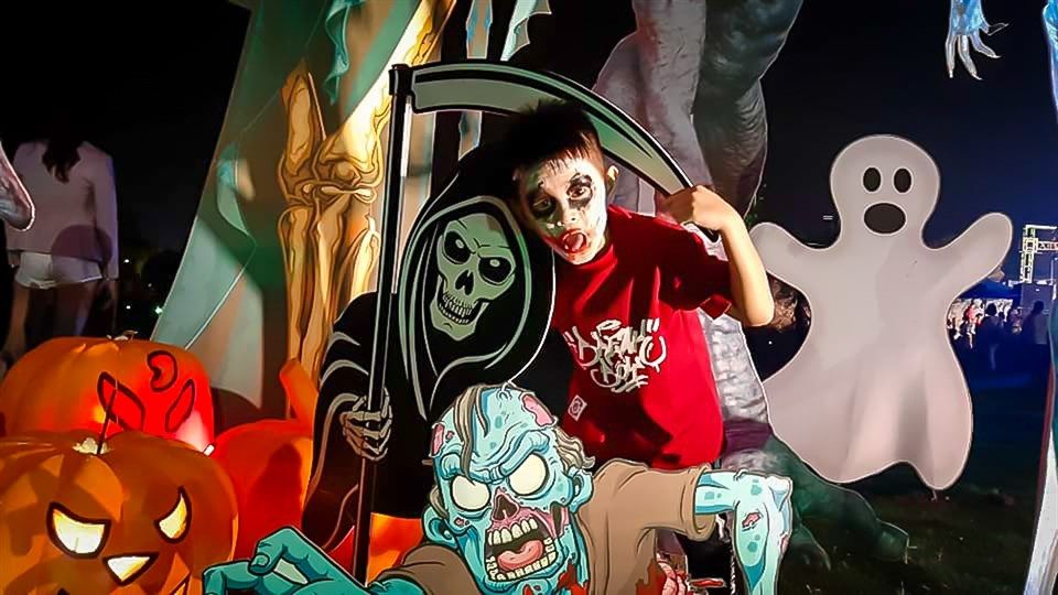 'Quẩy tưng bừng' tại LỄ HỘI HALLOWEEN ĐỘC NHẤT VÔ NHỊ rùng rợn nhất Hà Nội - ảnh 43 "quay tung bung" tai le hoi halloween doc nhat vo nhi rung ron nhat ha noi - anh 43