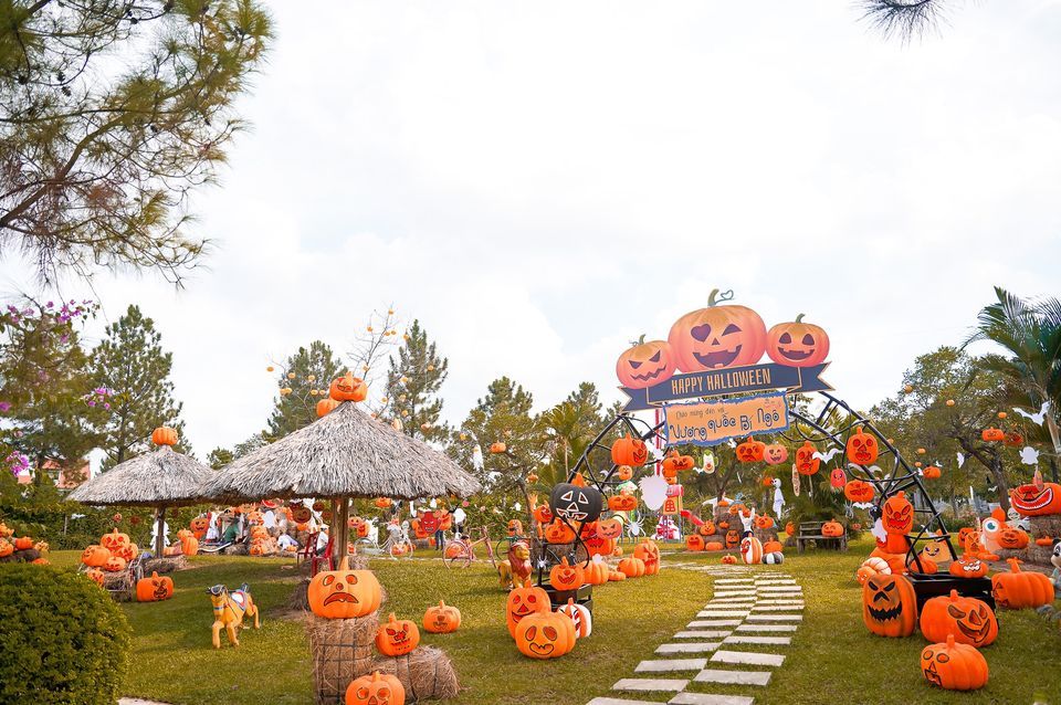 'Quẩy tưng bừng' tại LỄ HỘI HALLOWEEN ĐỘC NHẤT VÔ NHỊ rùng rợn nhất Hà Nội - ảnh 50 "quay tung bung" tai le hoi halloween doc nhat vo nhi rung ron nhat ha noi - anh 50