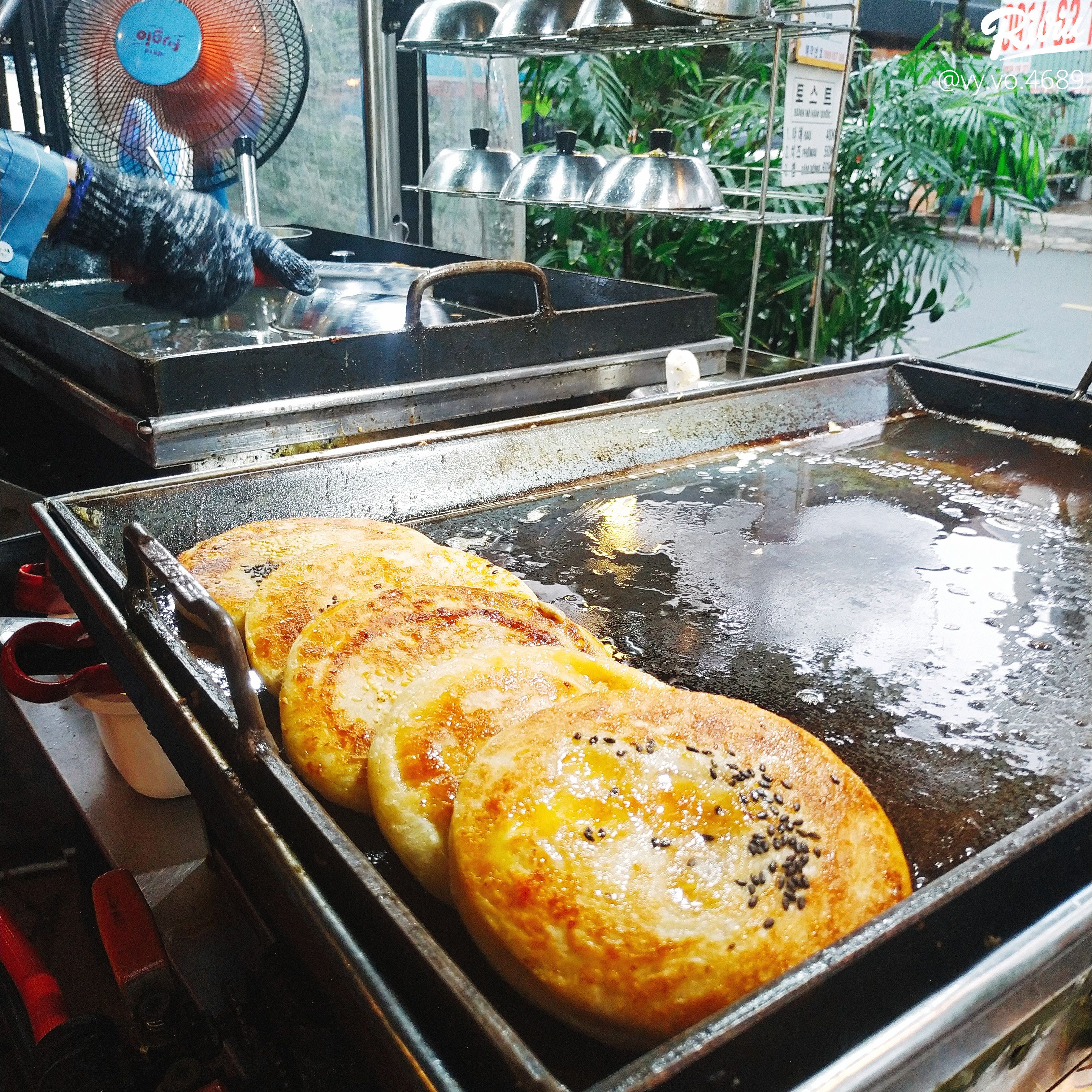 BÁNH RÁN HOTTEOK NỔI TIẾNG NHẤT HÀN QUỐC | riviu.vn