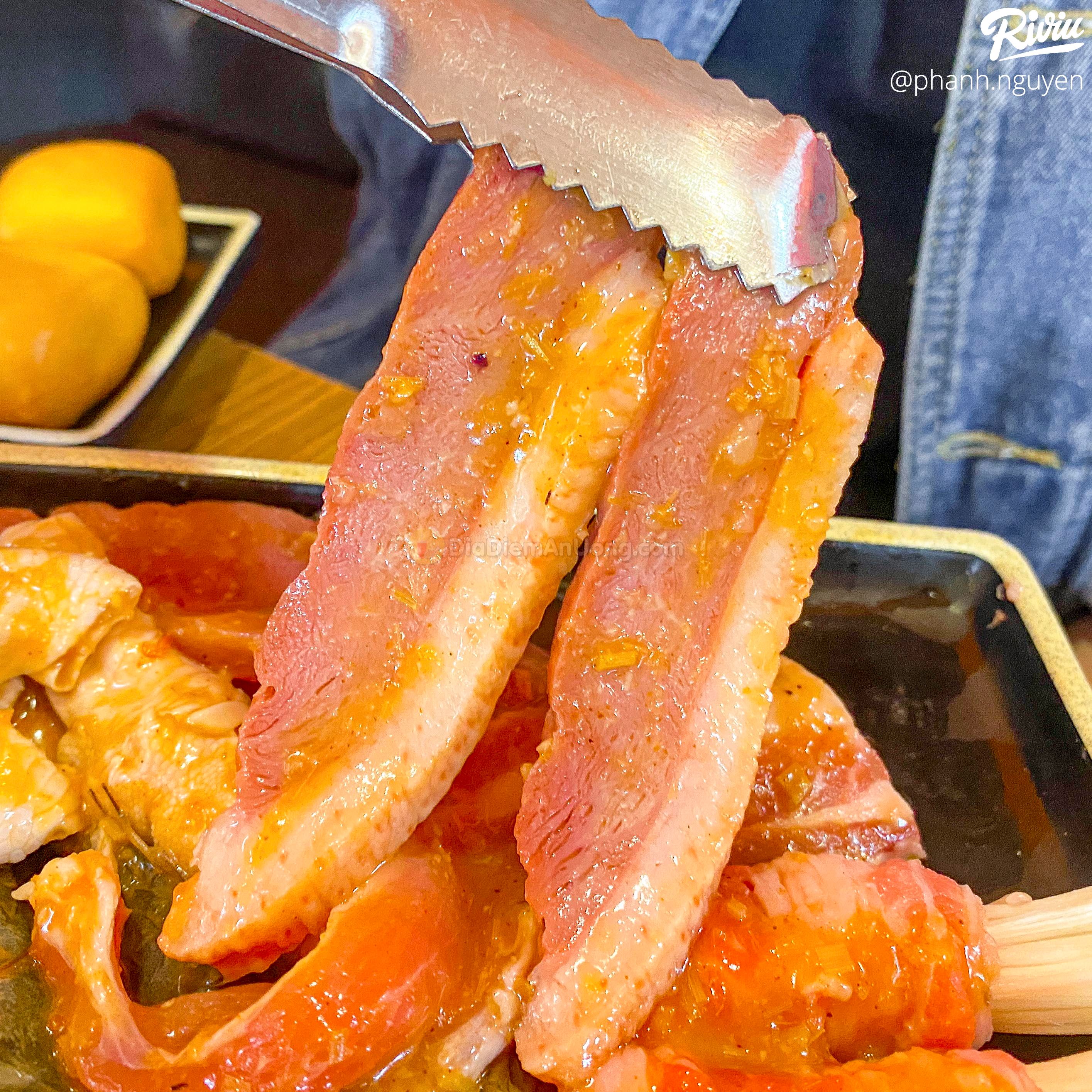 Dắt nhau đi ăn buffet lẩu nướng số dách của sinh viên Tài Chính giá chỉ từ 128k - ảnh 25 dat nhau di an buffet lau nuong so dach cua sinh vien tai chinh gia chi tu 128k - anh 25