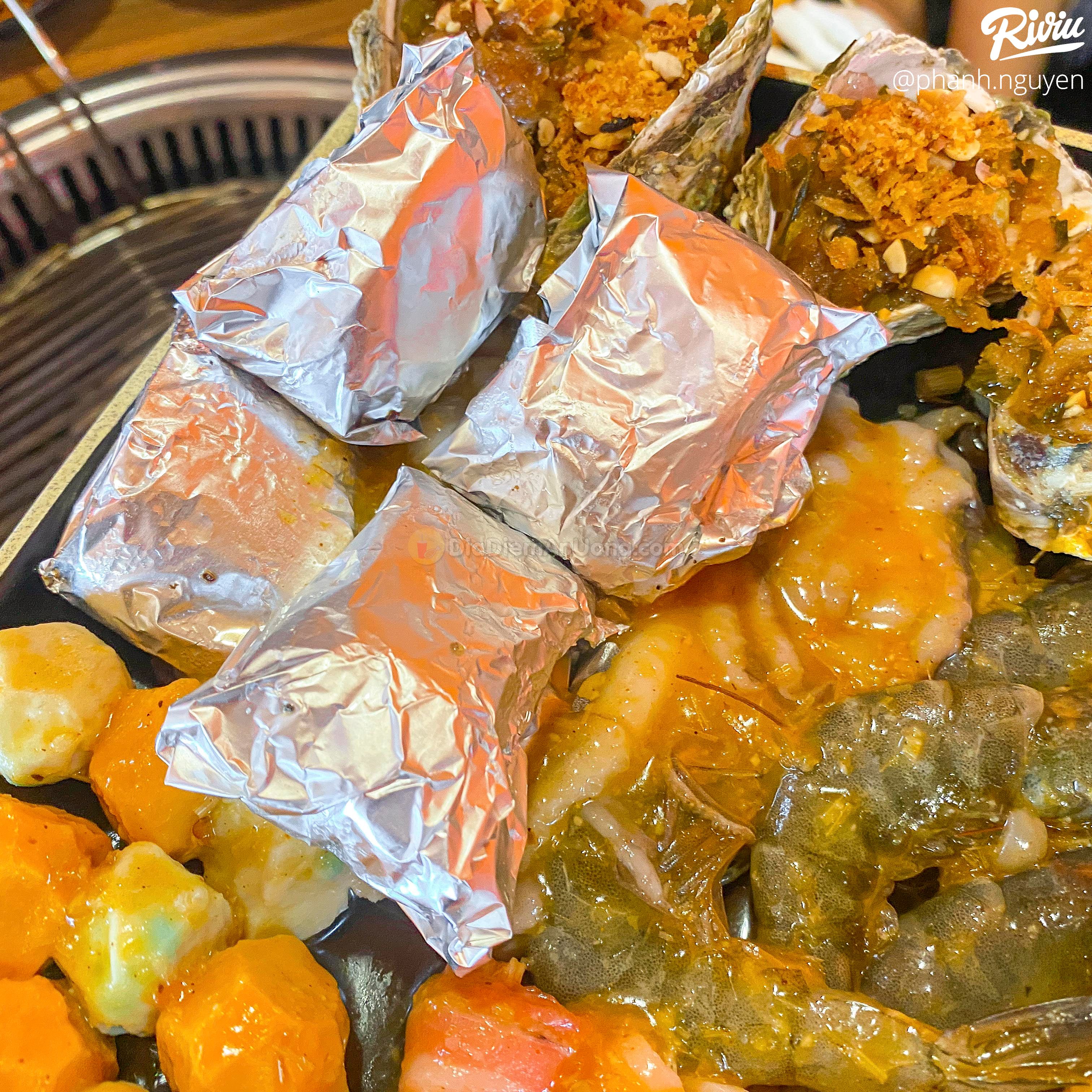 Dắt nhau đi ăn buffet lẩu nướng số dách của sinh viên Tài Chính giá chỉ từ 128k - ảnh 26 dat nhau di an buffet lau nuong so dach cua sinh vien tai chinh gia chi tu 128k - anh 26