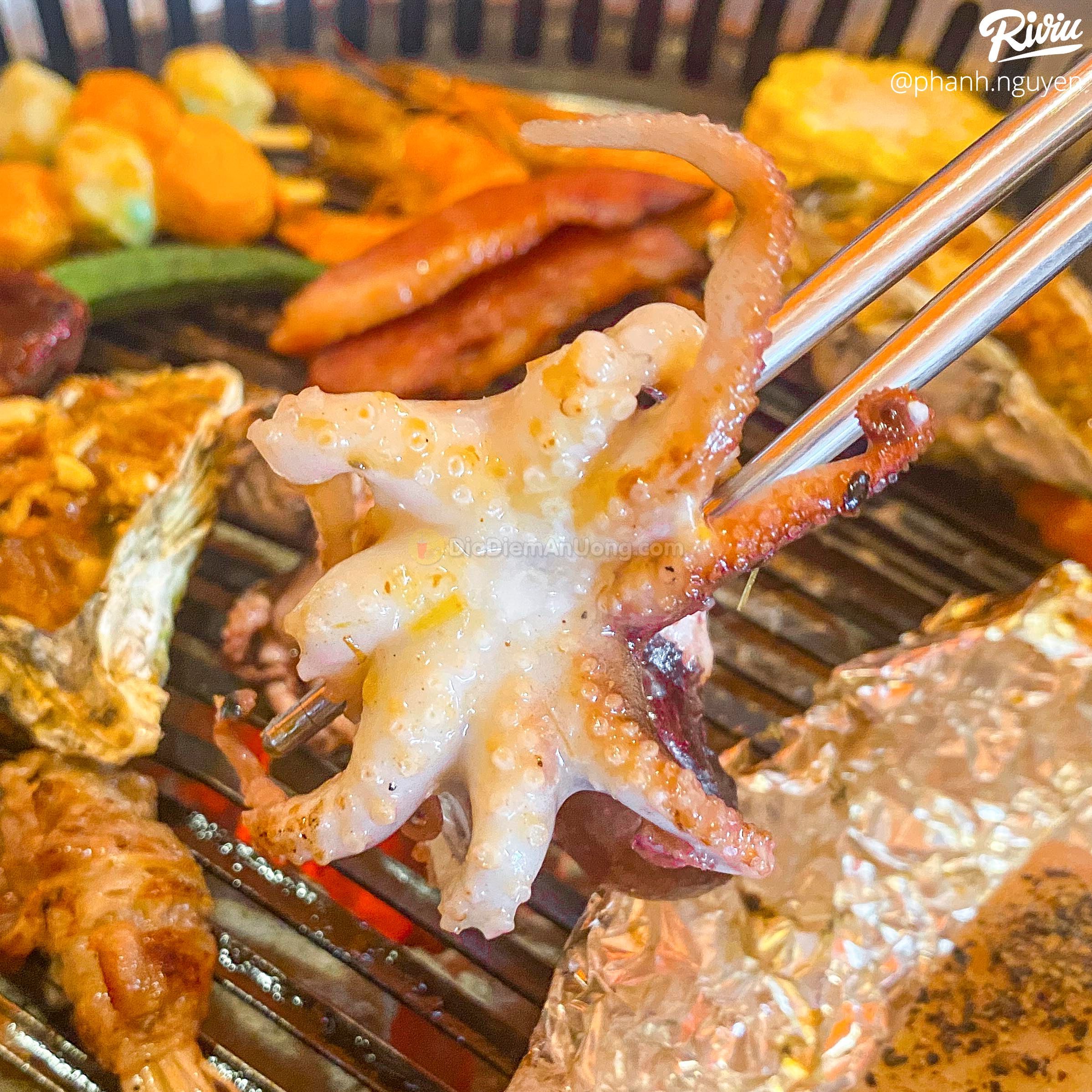 Dắt nhau đi ăn buffet lẩu nướng số dách của sinh viên Tài Chính giá chỉ từ 128k - ảnh 33 dat nhau di an buffet lau nuong so dach cua sinh vien tai chinh gia chi tu 128k - anh 33