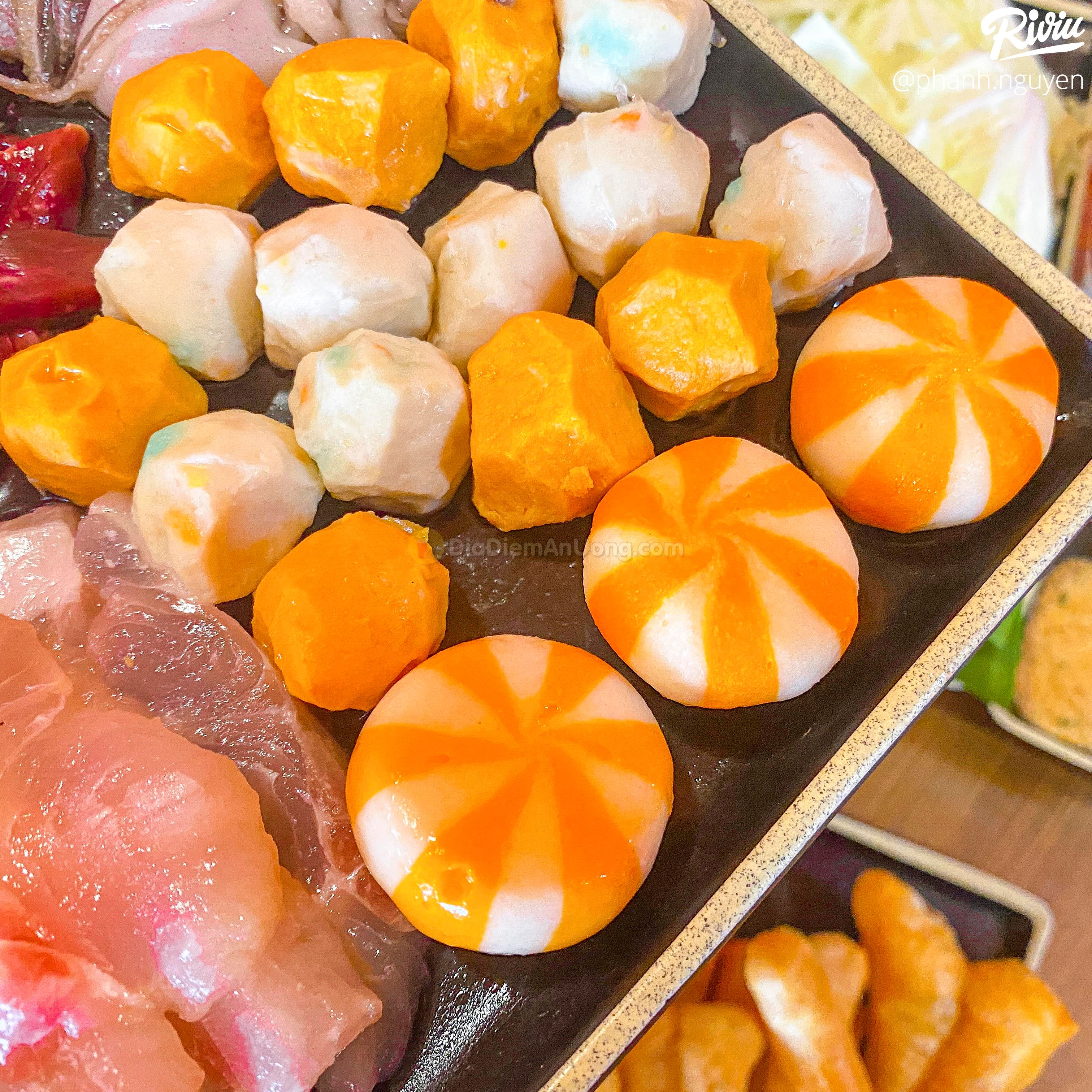 Dắt nhau đi ăn buffet lẩu nướng số dách của sinh viên Tài Chính giá chỉ từ 128k - ảnh 43 dat nhau di an buffet lau nuong so dach cua sinh vien tai chinh gia chi tu 128k - anh 43