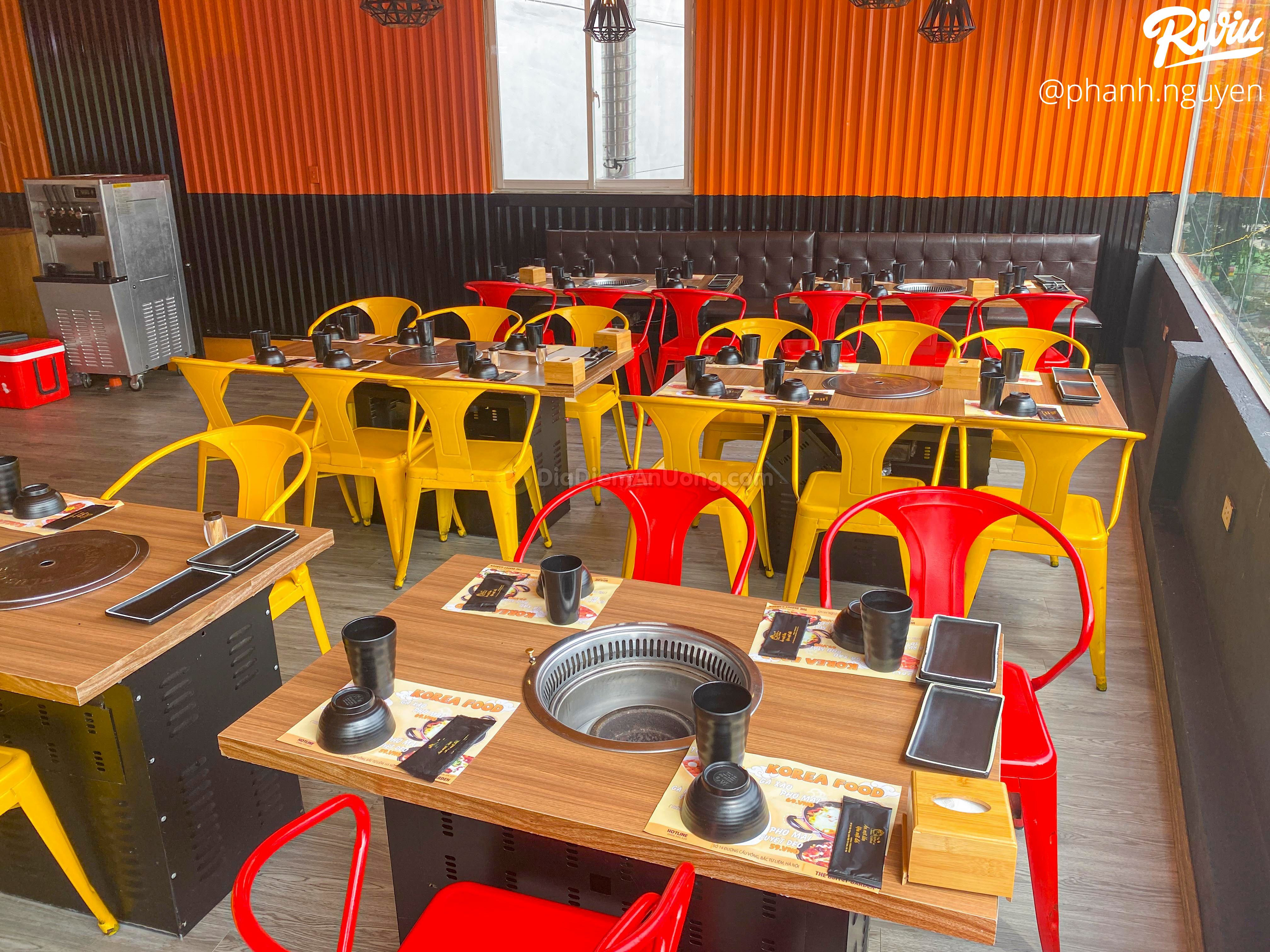 Dắt nhau đi ăn buffet lẩu nướng số dách của sinh viên Tài Chính giá chỉ từ 128k - ảnh 5 dat nhau di an buffet lau nuong so dach cua sinh vien tai chinh gia chi tu 128k - anh 5