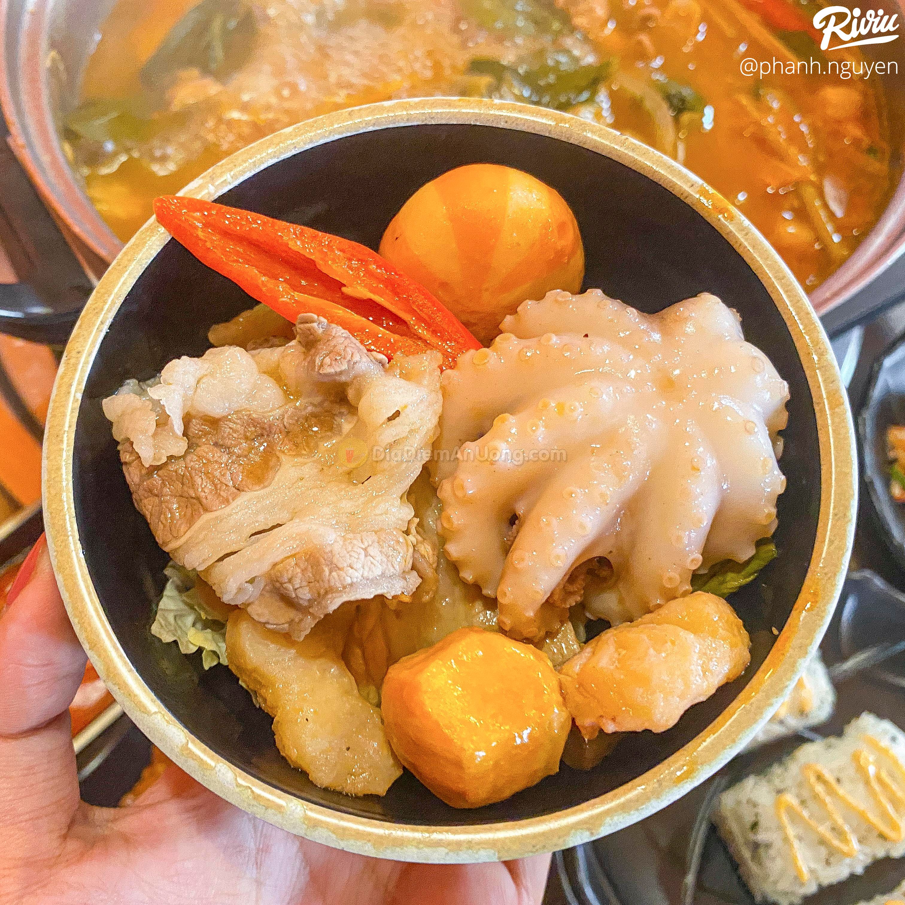 Dắt nhau đi ăn buffet lẩu nướng số dách của sinh viên Tài Chính giá chỉ từ 128k - ảnh 49 dat nhau di an buffet lau nuong so dach cua sinh vien tai chinh gia chi tu 128k - anh 49