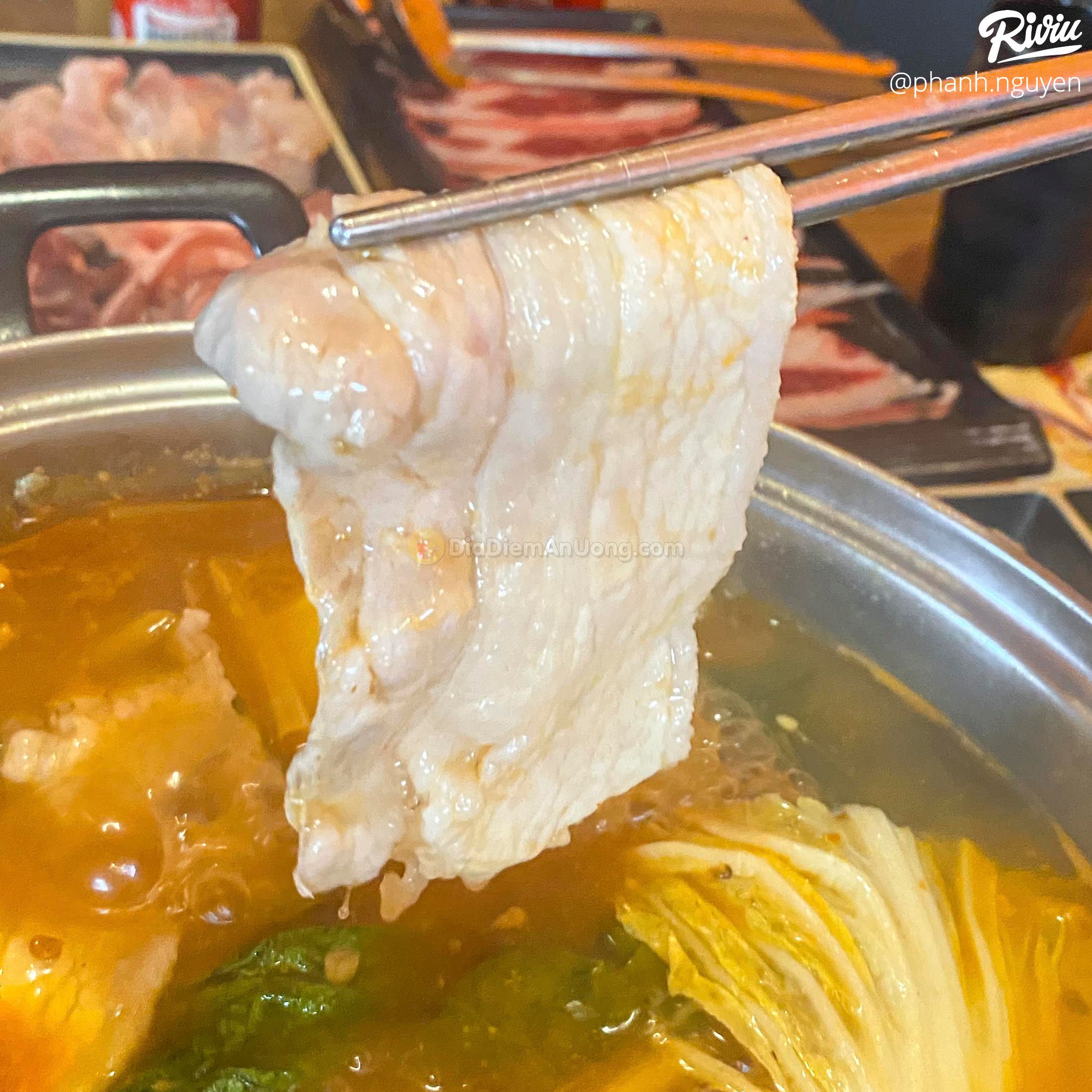 Dắt nhau đi ăn buffet lẩu nướng số dách của sinh viên Tài Chính giá chỉ từ 128k - ảnh 51 dat nhau di an buffet lau nuong so dach cua sinh vien tai chinh gia chi tu 128k - anh 51