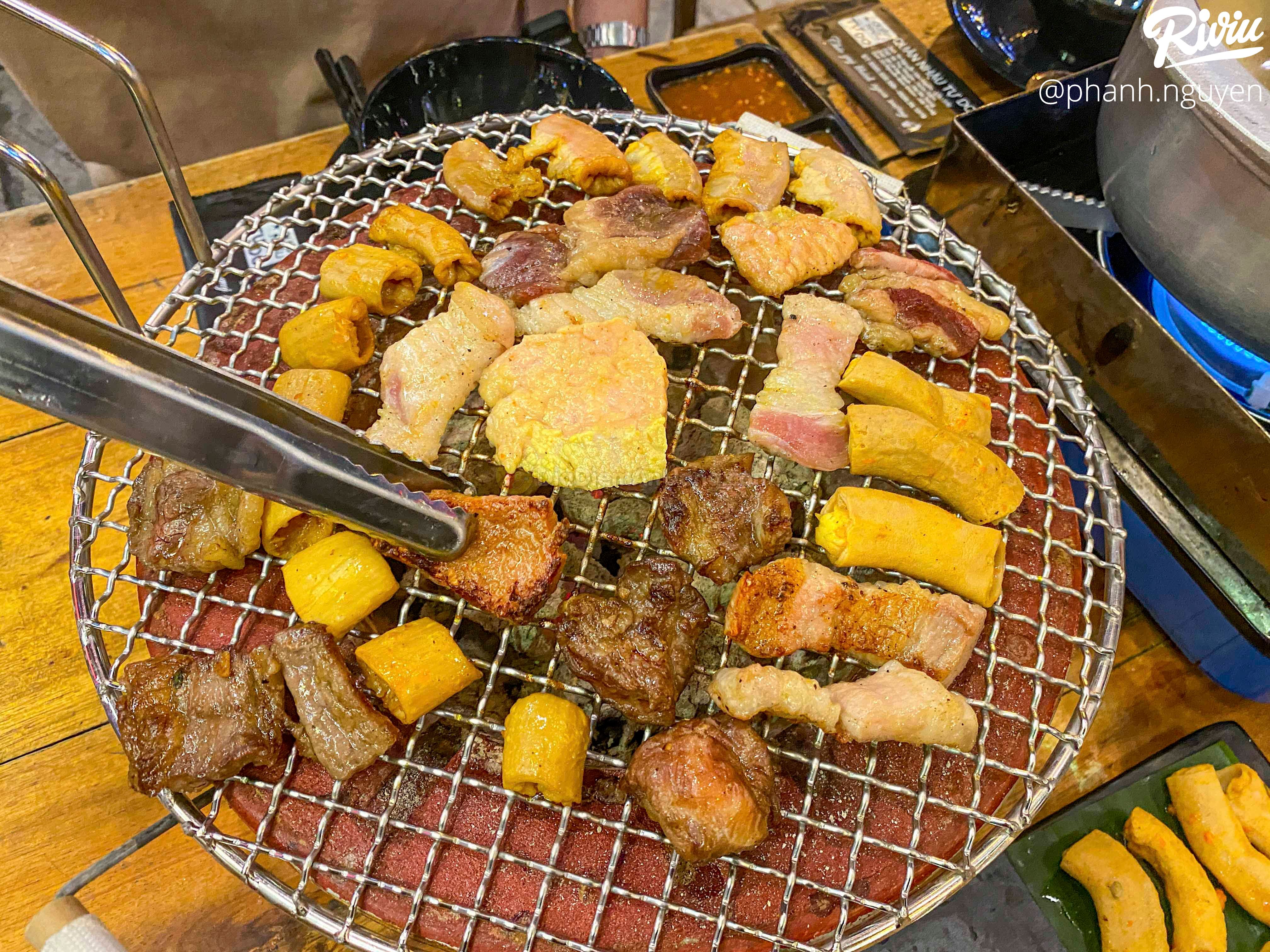 nhau tha ga voi set long tu do co ca lau nuong ngon nuc long nguoi ham mo - anh 10