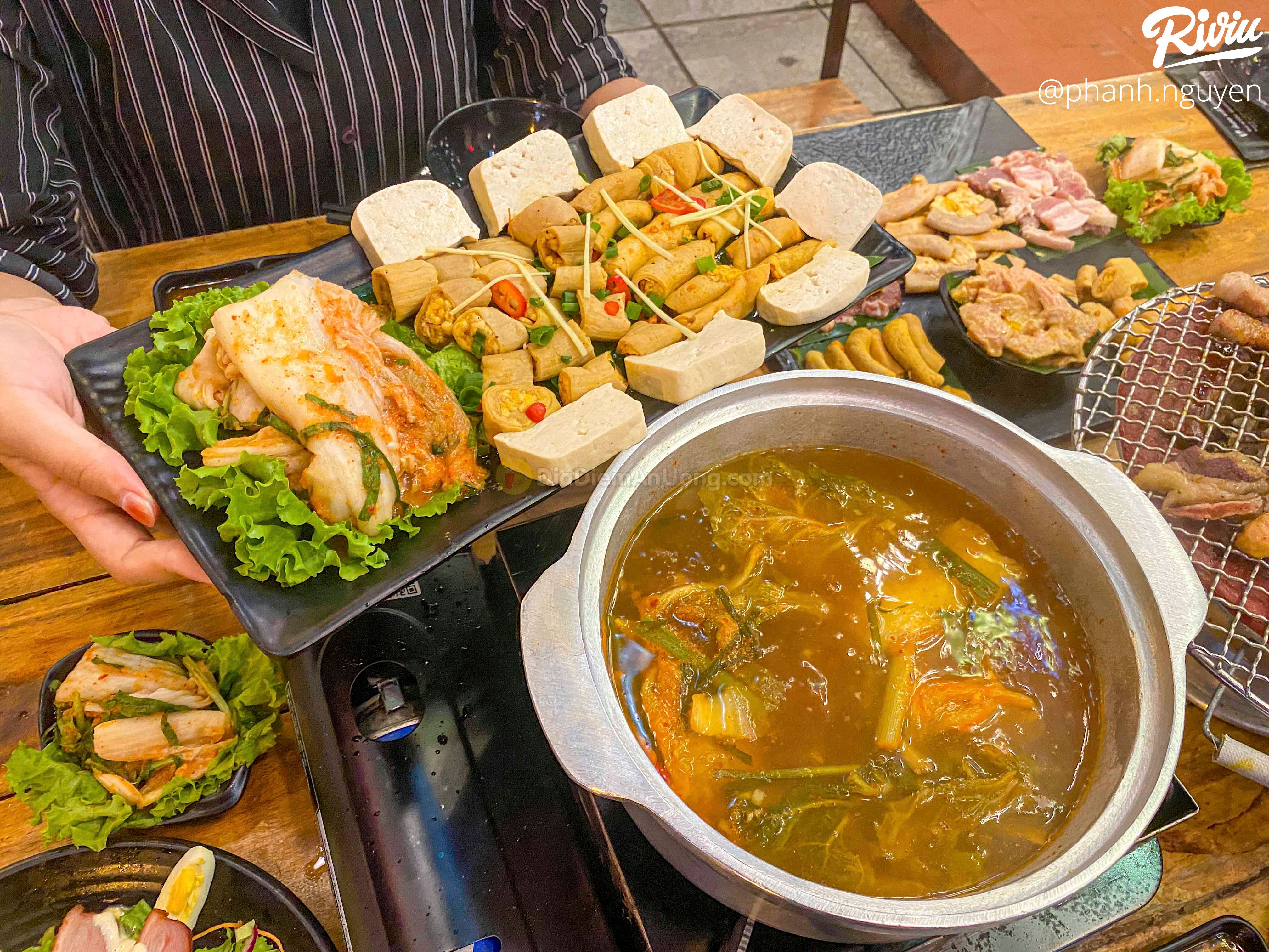 nhau tha ga voi set long tu do co ca lau nuong ngon nuc long nguoi ham mo - anh 28