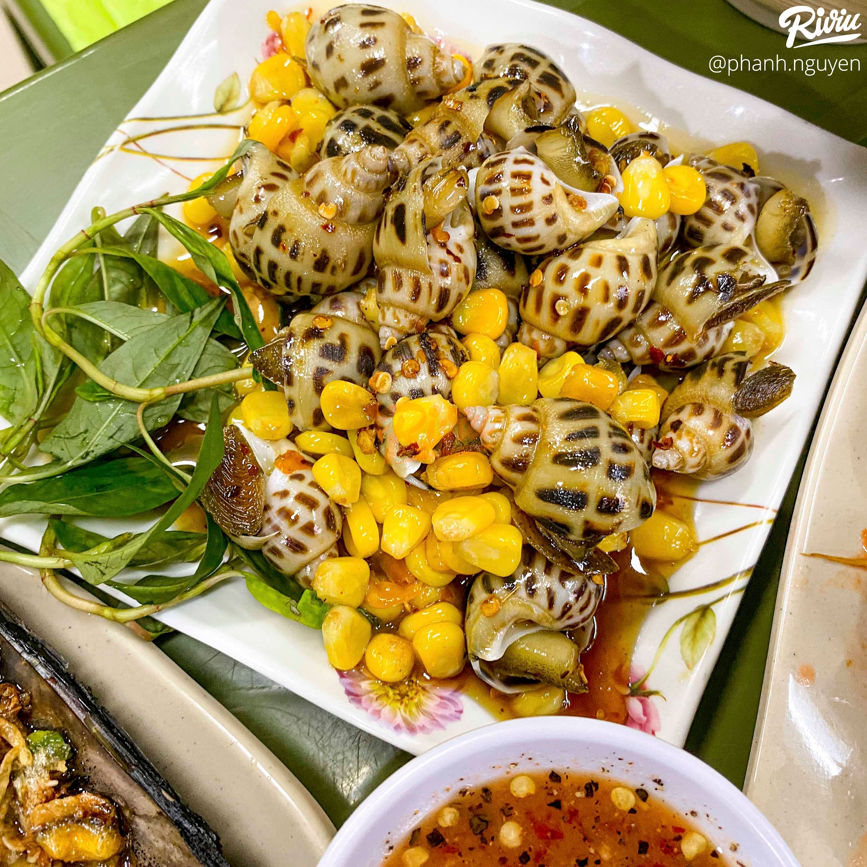 Ăn hoài không chán quán ốc Hải Phòng ngon bất chấp của sinh viên khu Cầu Giấy - ảnh 25 an hoai khong chan quan oc hai phong ngon bat chap cua sinh vien khu cau giay - anh 25