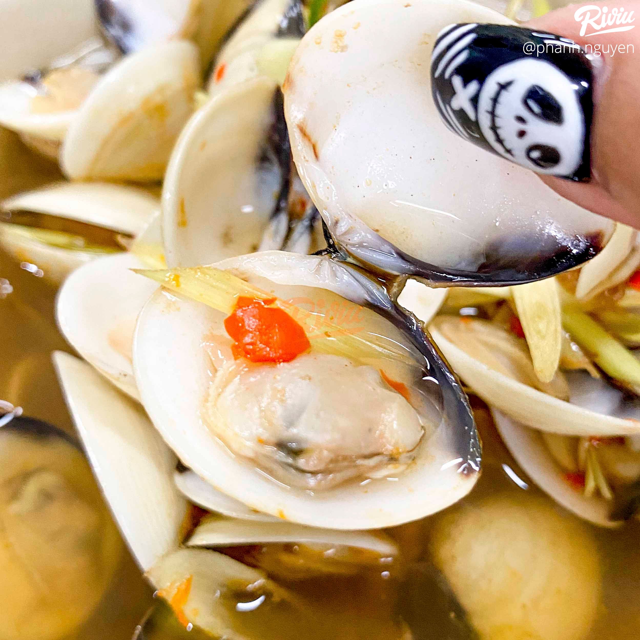 Ăn hoài không chán quán ốc Hải Phòng ngon bất chấp của sinh viên khu Cầu Giấy - ảnh 30 an hoai khong chan quan oc hai phong ngon bat chap cua sinh vien khu cau giay - anh 30