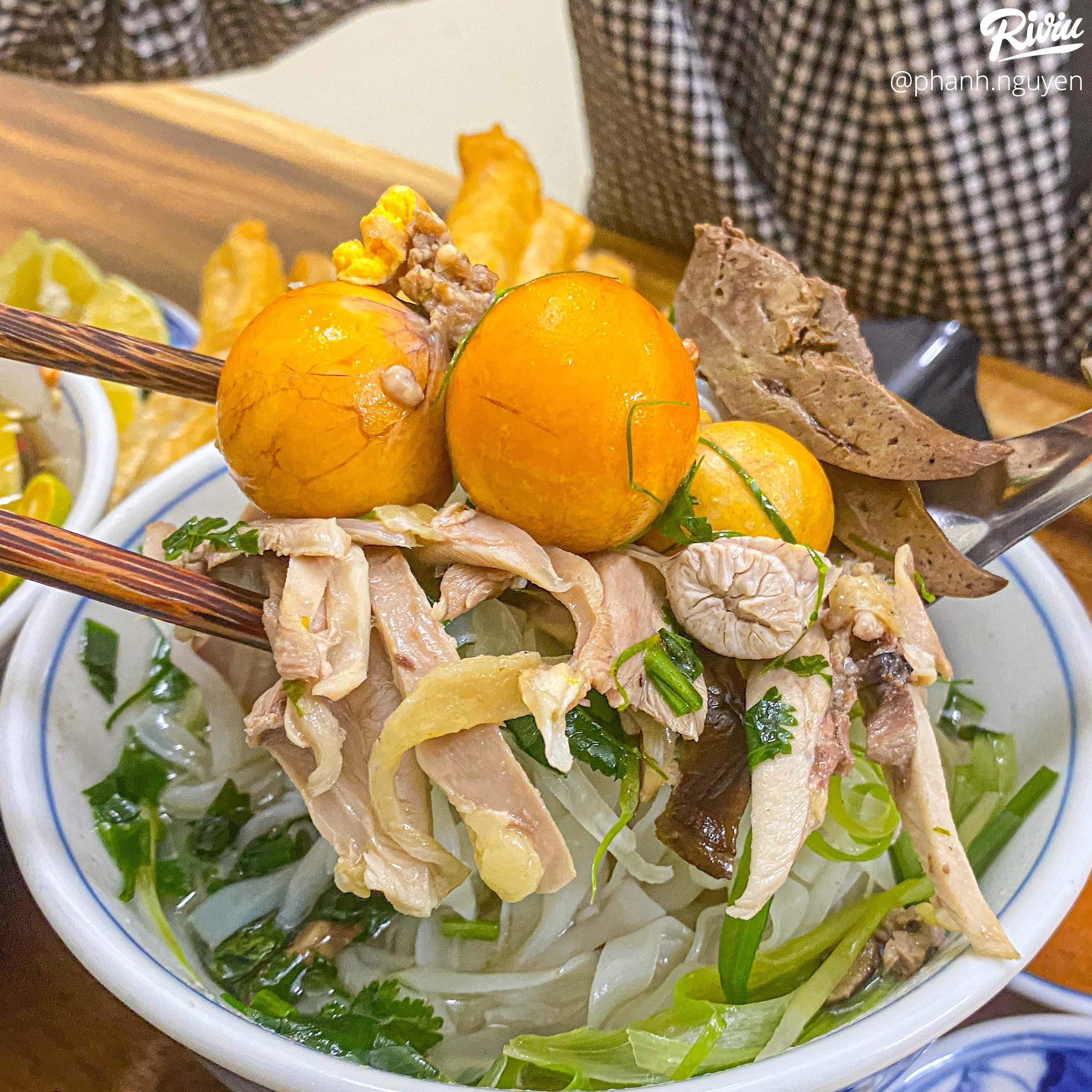 nong hoi vua thoi vua an pho ga huong vi truyen thong ha noi khu trung kinh - anh 8