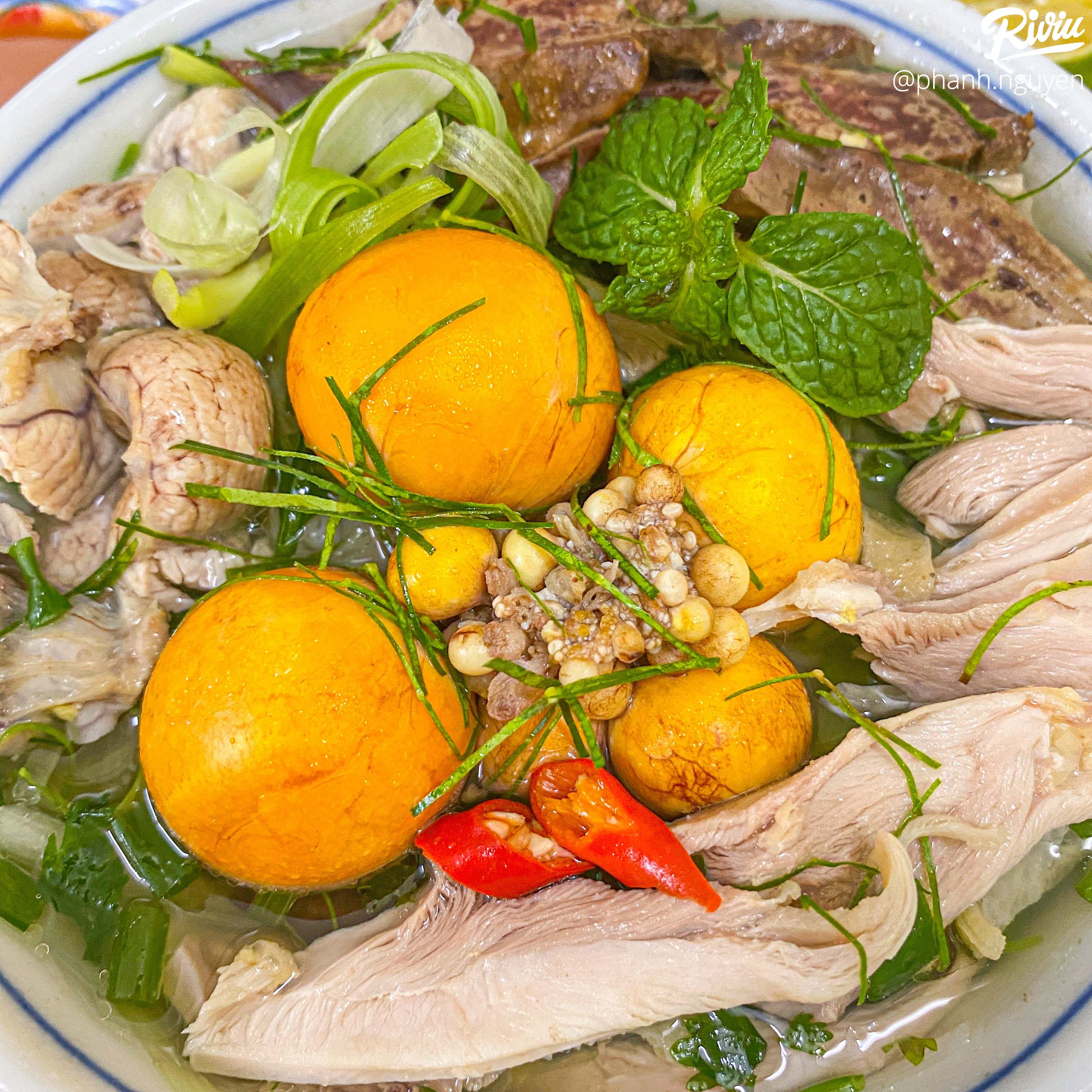 nong hoi vua thoi vua an pho ga huong vi truyen thong ha noi khu trung kinh - anh 11