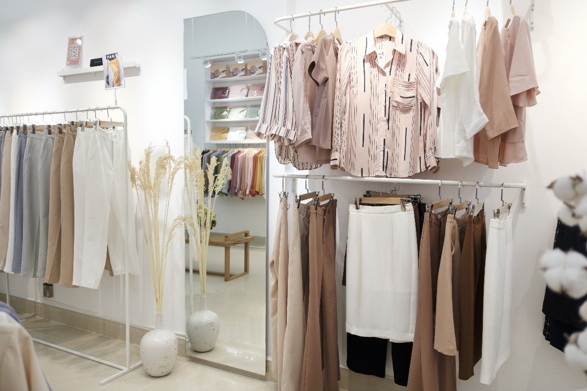 Reset lại tủ quần áo với shop toàn concept siêu xinh sale siêu xịn ngay quập 3 - ảnh 4 reset lai tu quan ao voi shop toan concept sieu xinh sale sieu xin ngay quap 3 - anh 4