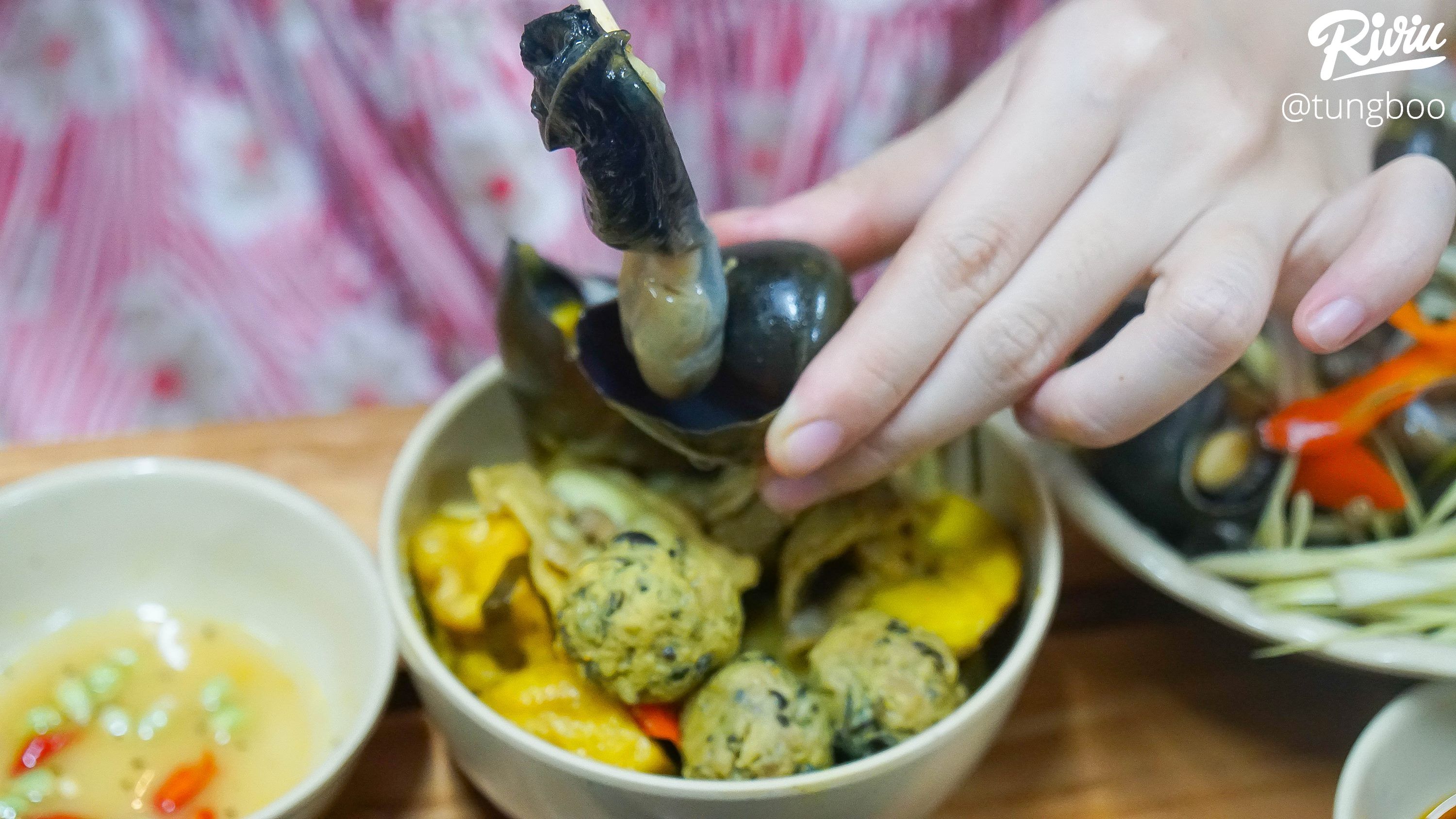 Đột nhập thiên đường các món ốc duy nhất quanh khu Mỹ Đình - ảnh 24 dot nhap thien duong cac mon oc duy nhat quanh khu my dinh - anh 24