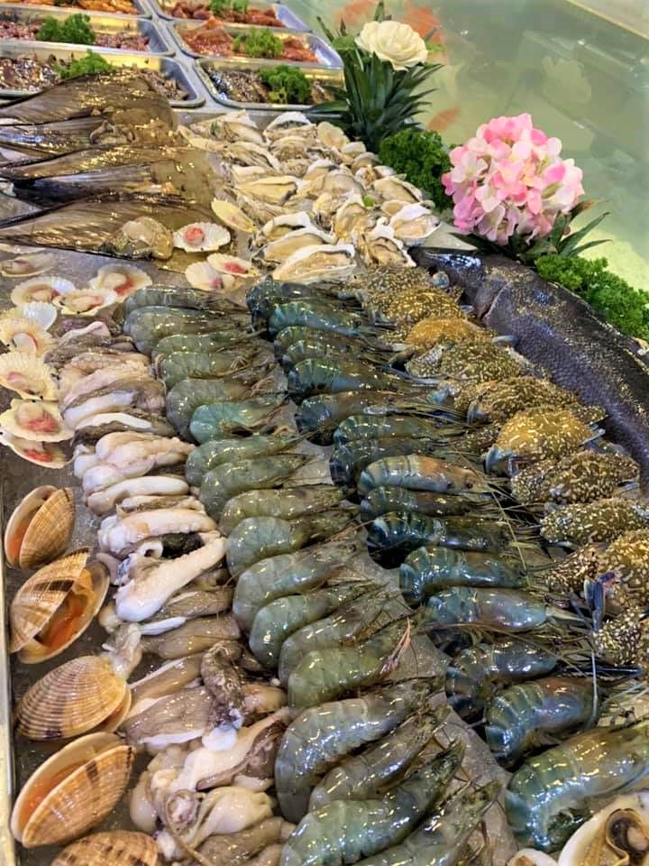 Ăn no ná thở tại '8 quán Buffet bình dân' ngập tràn hải sản tươi rói ở Sài Gòn - ảnh 26 an no na tho tai "8 quan buffet binh dan" ngap tran hai san tuoi roi o sai gon - anh 26