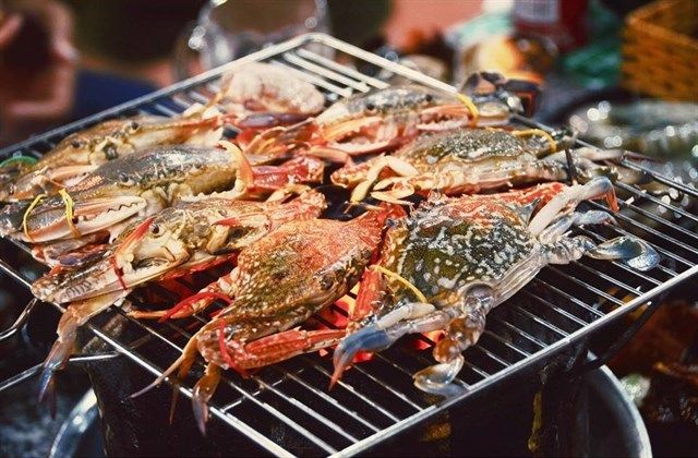 Ăn no ná thở tại '8 quán Buffet bình dân' ngập tràn hải sản tươi rói ở Sài Gòn - ảnh 14 an no na tho tai "8 quan buffet binh dan" ngap tran hai san tuoi roi o sai gon - anh 14