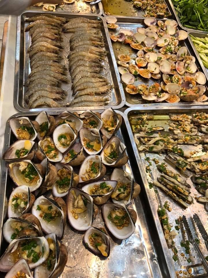 Ăn no ná thở tại '8 quán Buffet bình dân' ngập tràn hải sản tươi rói ở Sài Gòn - ảnh 21 an no na tho tai "8 quan buffet binh dan" ngap tran hai san tuoi roi o sai gon - anh 21