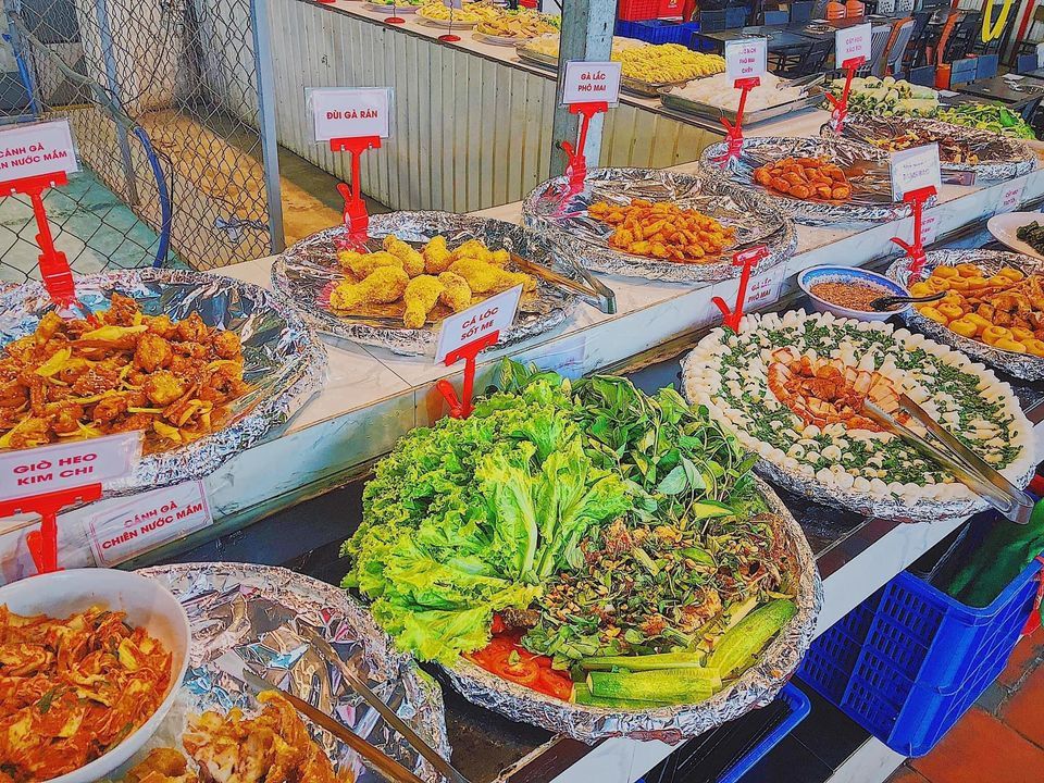 Ăn no ná thở tại '8 quán Buffet bình dân' ngập tràn hải sản tươi rói ở Sài Gòn - ảnh 7 an no na tho tai "8 quan buffet binh dan" ngap tran hai san tuoi roi o sai gon - anh 7