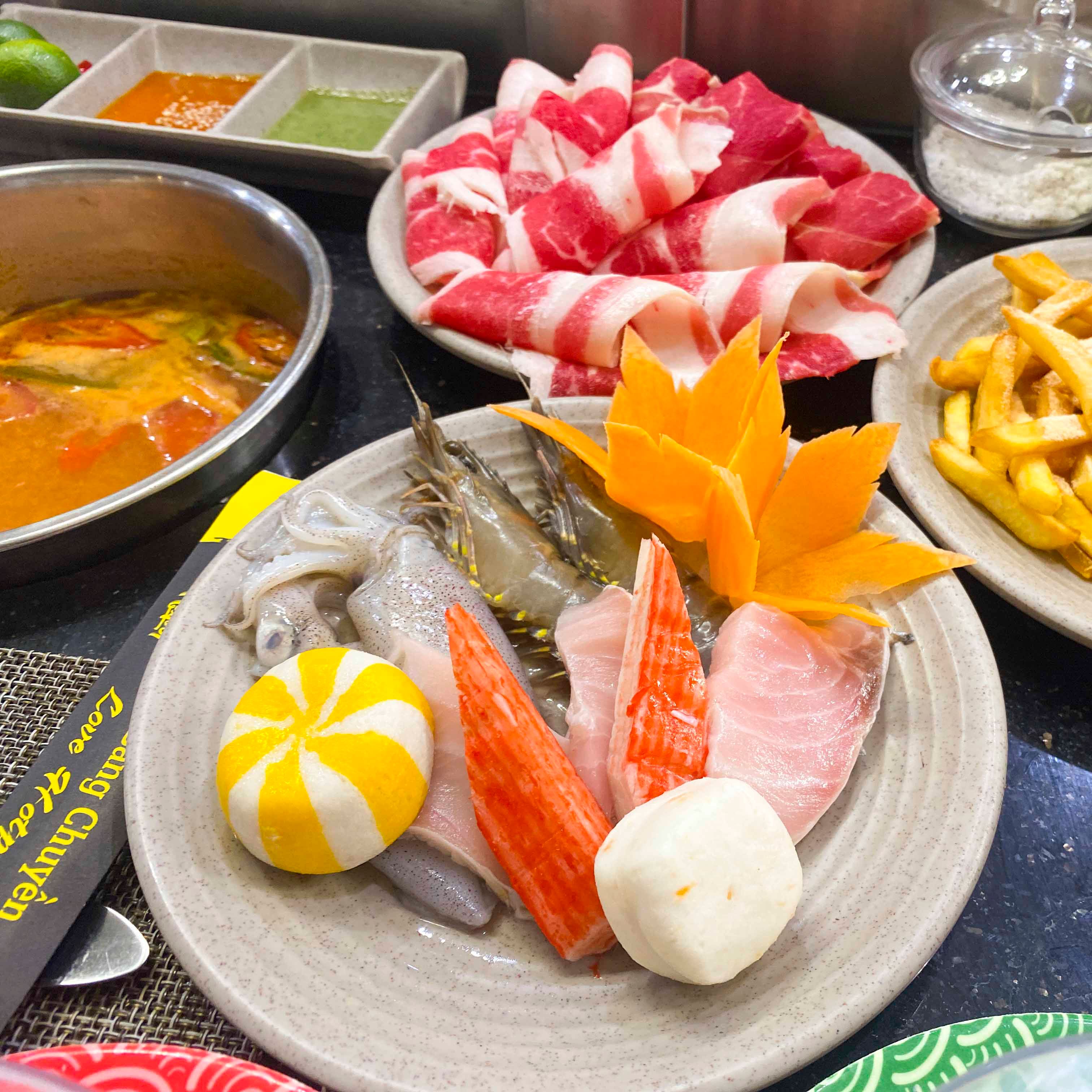 Không lăn không về với lẩu băng chuyền giá chưa đến 200k phố Bà Triệu - ảnh 9 khong lan khong ve voi lau bang chuyen gia chua den 200k pho ba trieu - anh 9