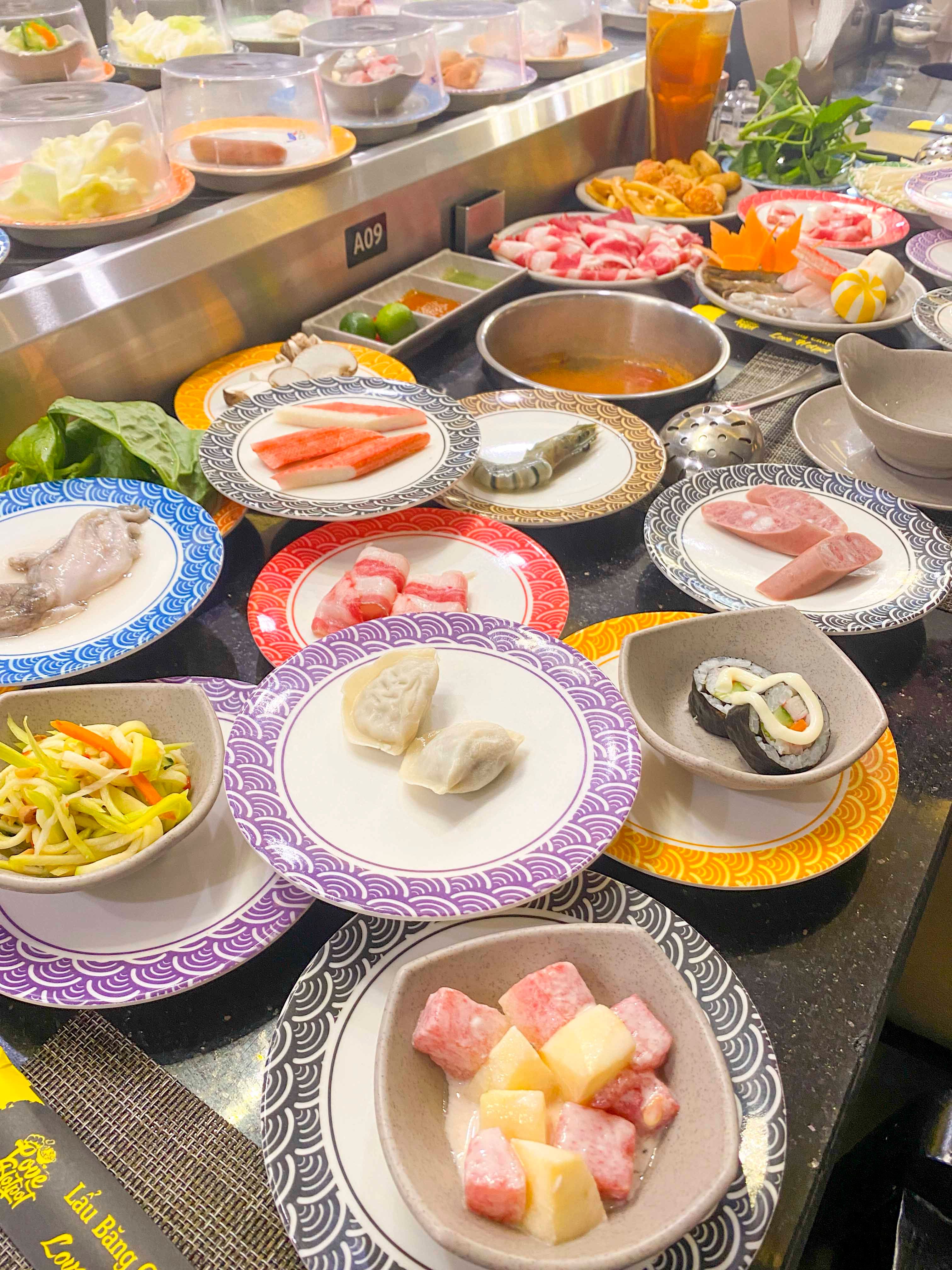 Không lăn không về với lẩu băng chuyền giá chưa đến 200k phố Bà Triệu - ảnh 45 khong lan khong ve voi lau bang chuyen gia chua den 200k pho ba trieu - anh 45