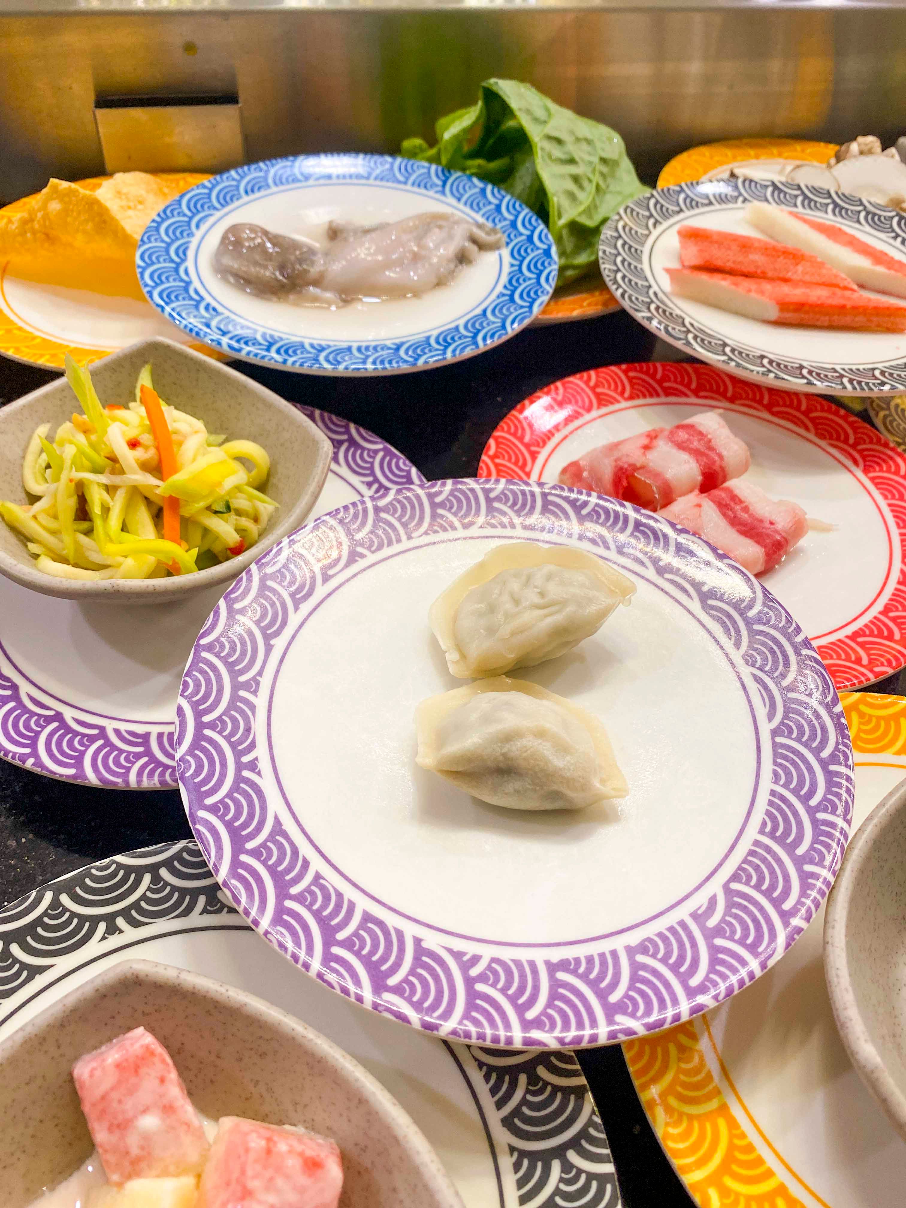 Không lăn không về với lẩu băng chuyền giá chưa đến 200k phố Bà Triệu - ảnh 26 khong lan khong ve voi lau bang chuyen gia chua den 200k pho ba trieu - anh 26