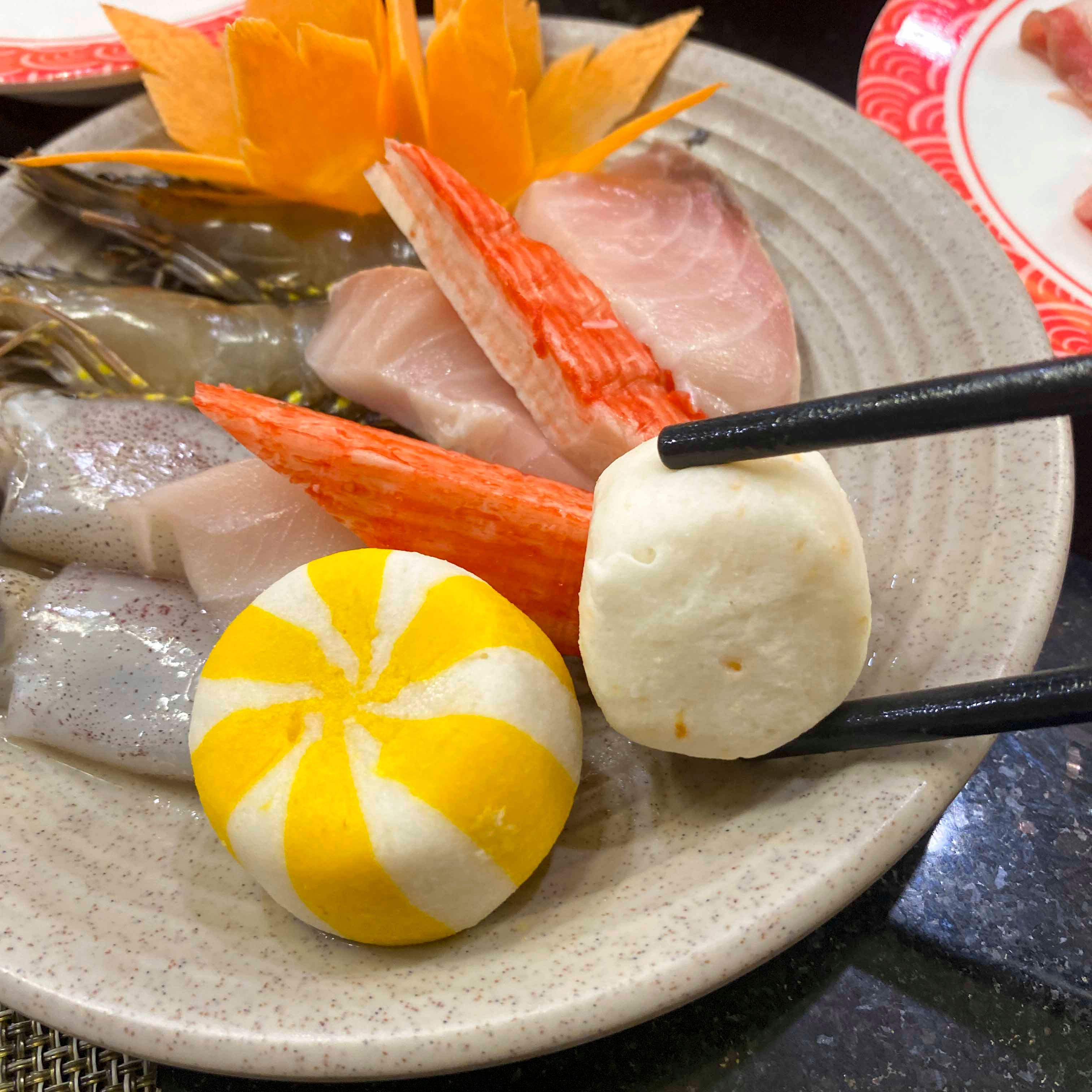 Không lăn không về với lẩu băng chuyền giá chưa đến 200k phố Bà Triệu - ảnh 14 khong lan khong ve voi lau bang chuyen gia chua den 200k pho ba trieu - anh 14