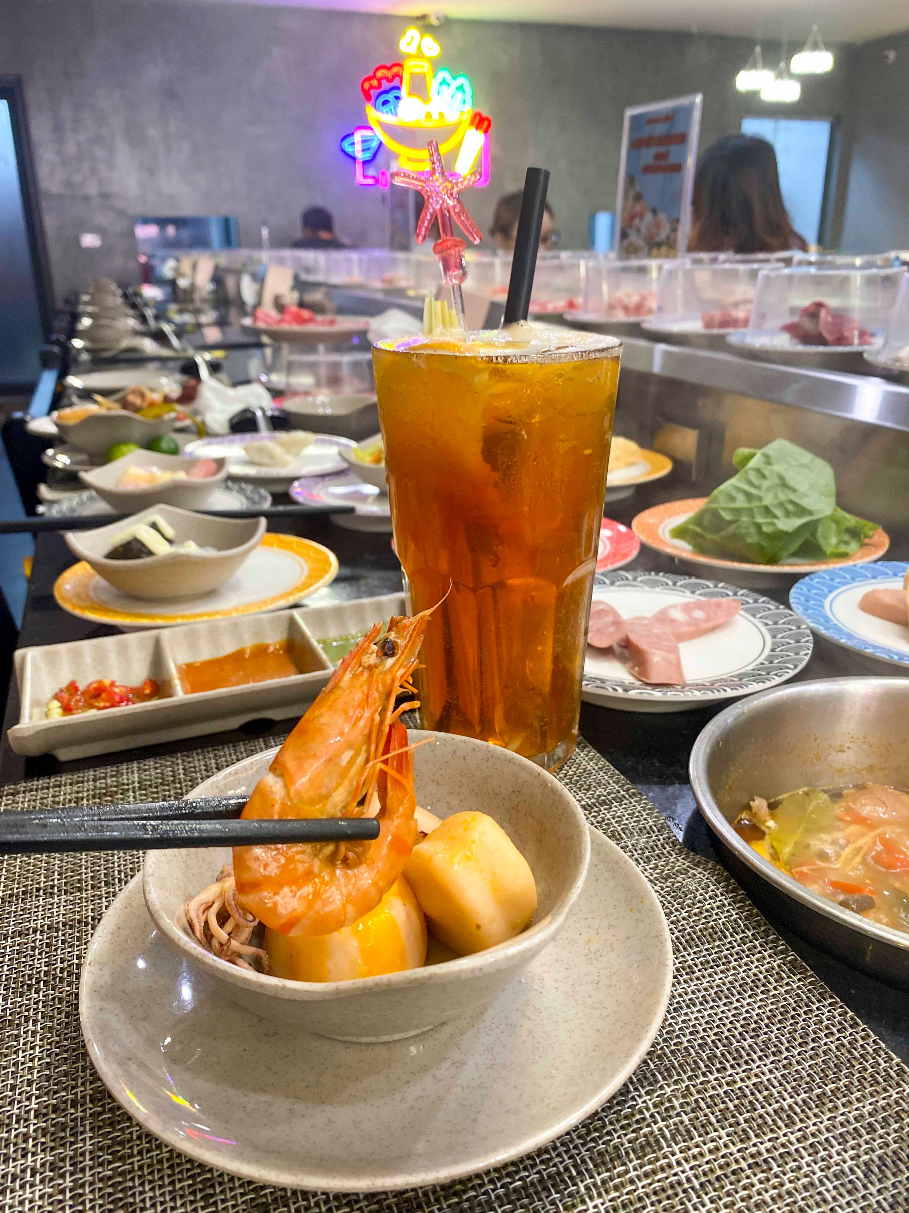 Không lăn không về với lẩu băng chuyền giá chưa đến 200k phố Bà Triệu - ảnh 34 khong lan khong ve voi lau bang chuyen gia chua den 200k pho ba trieu - anh 34