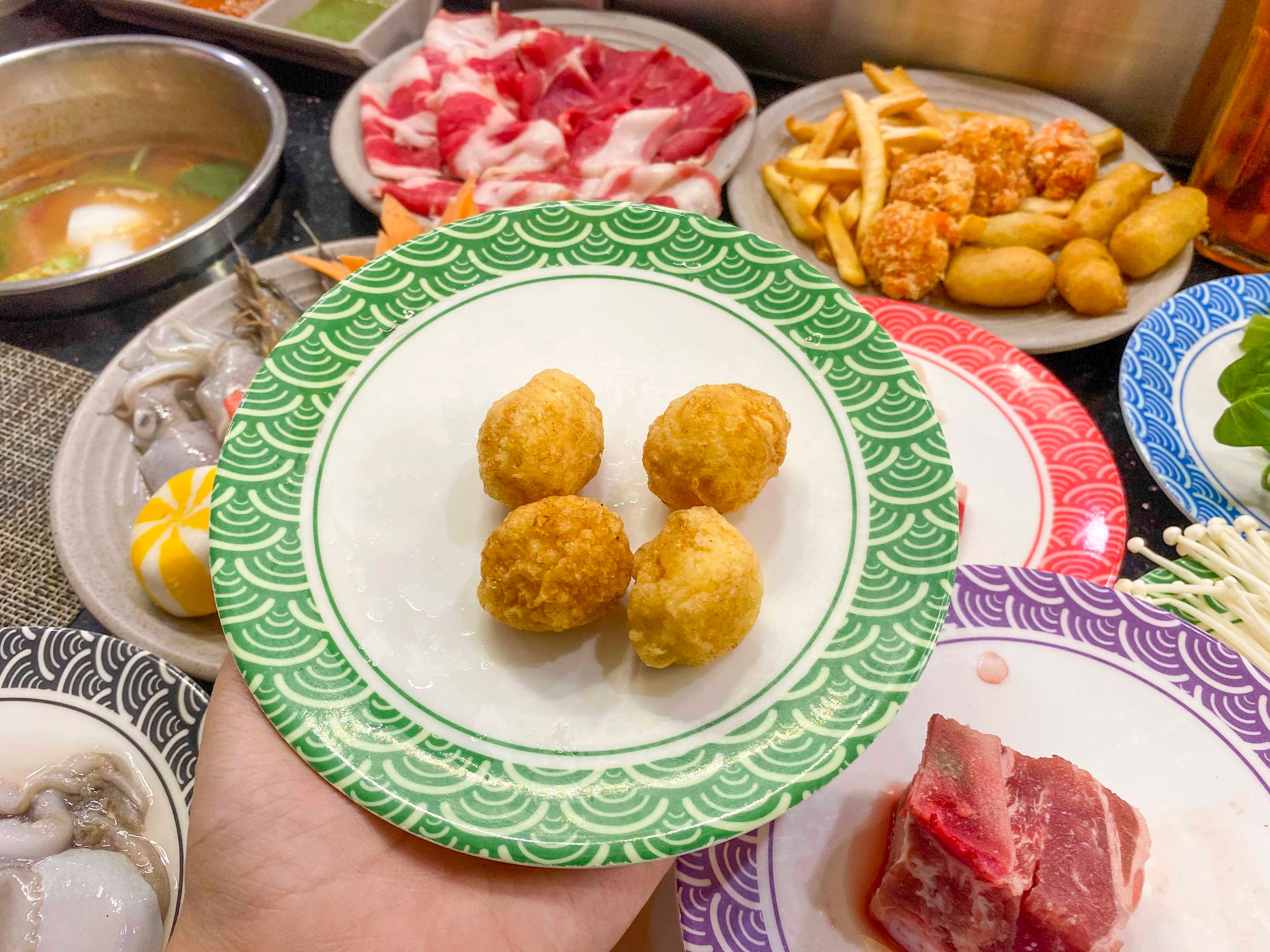 Không lăn không về với lẩu băng chuyền giá chưa đến 200k phố Bà Triệu - ảnh 30 khong lan khong ve voi lau bang chuyen gia chua den 200k pho ba trieu - anh 30