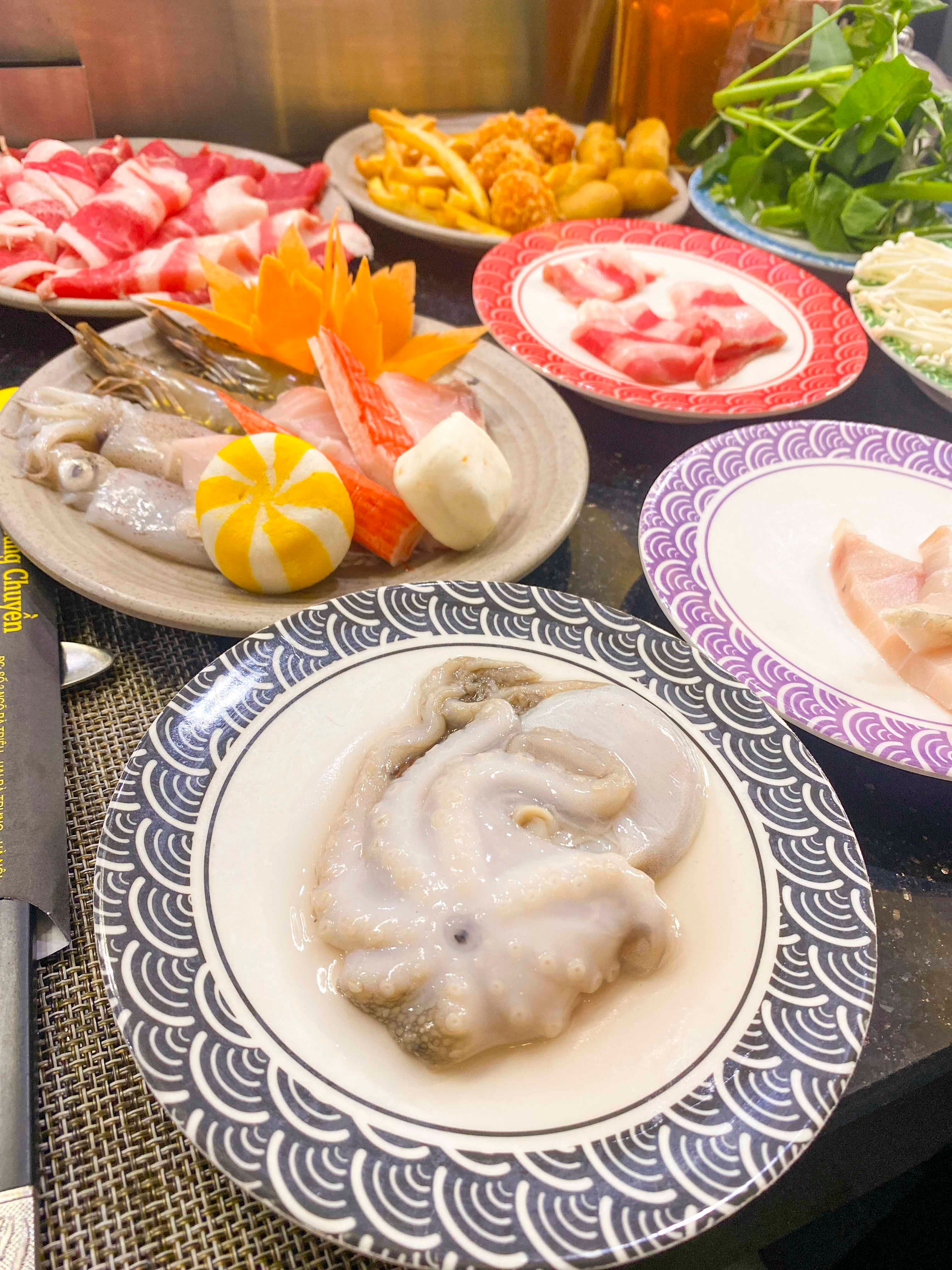 Không lăn không về với lẩu băng chuyền giá chưa đến 200k phố Bà Triệu - ảnh 20 khong lan khong ve voi lau bang chuyen gia chua den 200k pho ba trieu - anh 20