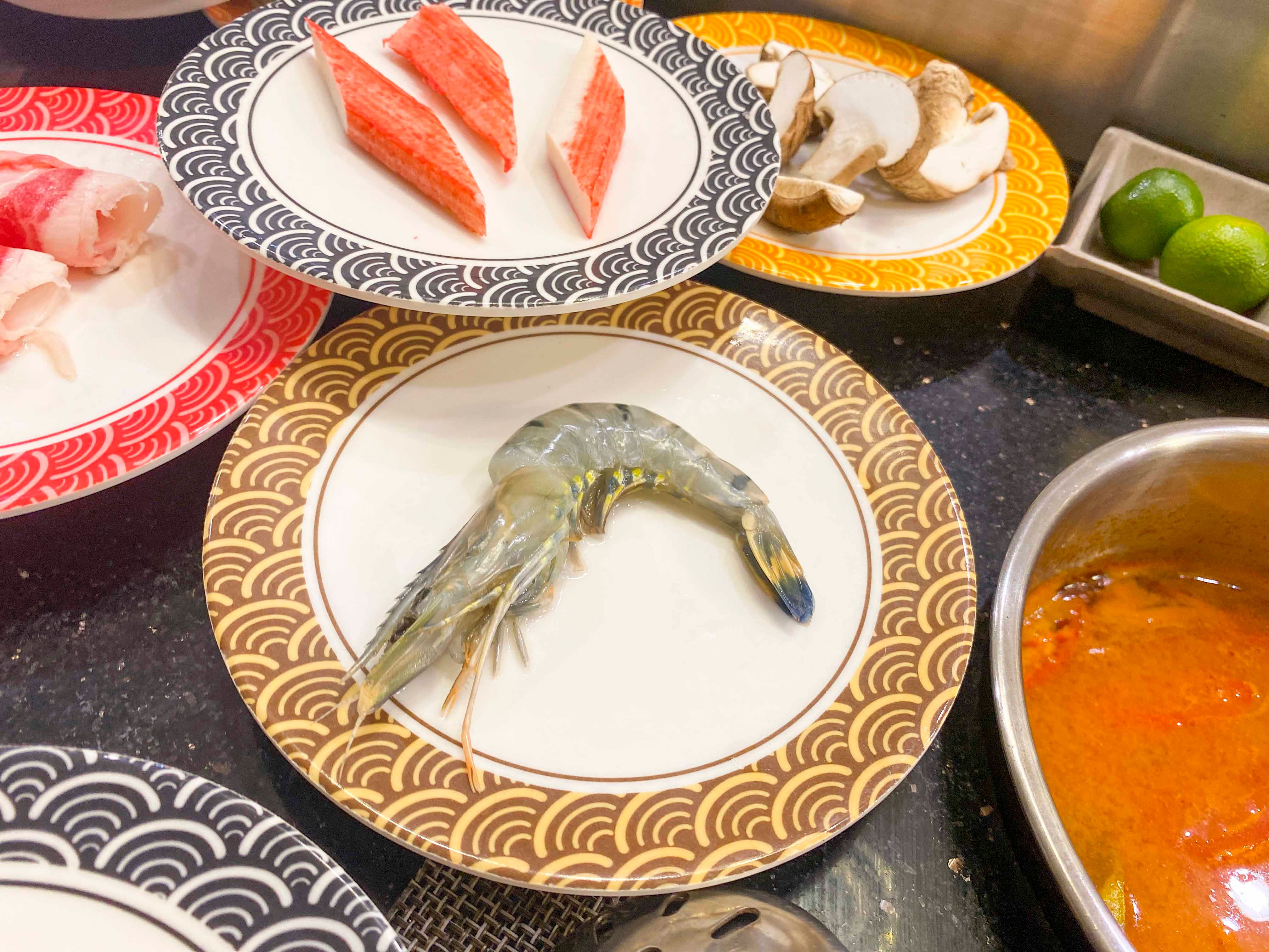 Không lăn không về với lẩu băng chuyền giá chưa đến 200k phố Bà Triệu - ảnh 22 khong lan khong ve voi lau bang chuyen gia chua den 200k pho ba trieu - anh 22