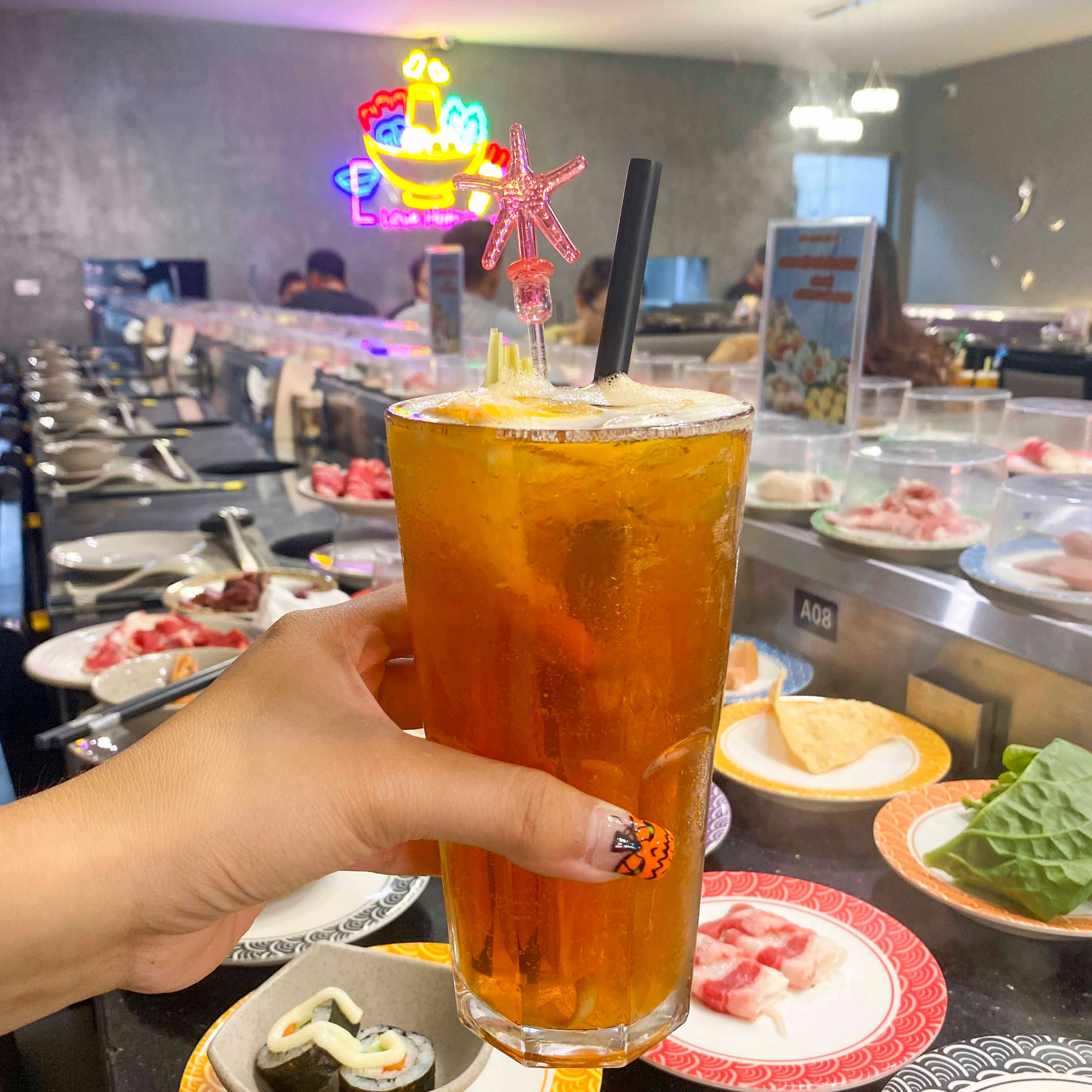 Không lăn không về với lẩu băng chuyền giá chưa đến 200k phố Bà Triệu - ảnh 33 khong lan khong ve voi lau bang chuyen gia chua den 200k pho ba trieu - anh 33