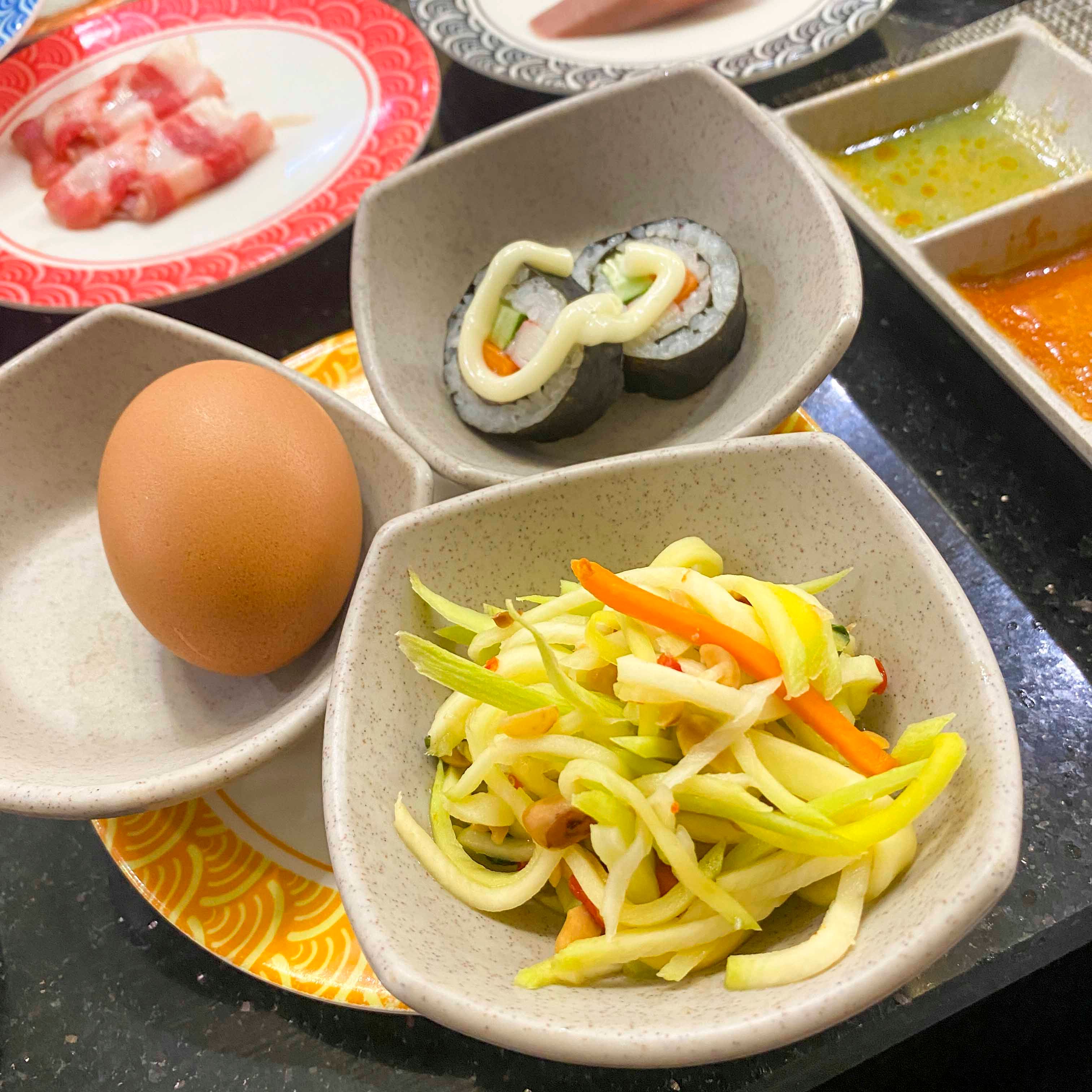 Không lăn không về với lẩu băng chuyền giá chưa đến 200k phố Bà Triệu - ảnh 31 khong lan khong ve voi lau bang chuyen gia chua den 200k pho ba trieu - anh 31