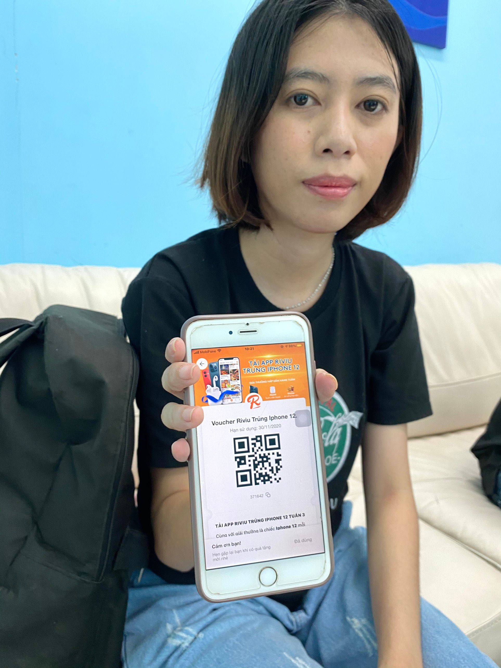 LỘ DIỆN CHỦ NHÂN CHIẾC IPHONE 12 TUẦN 2 - ảnh 3 lo dien chu nhan chiec iphone 12 tuan 2 - anh 3