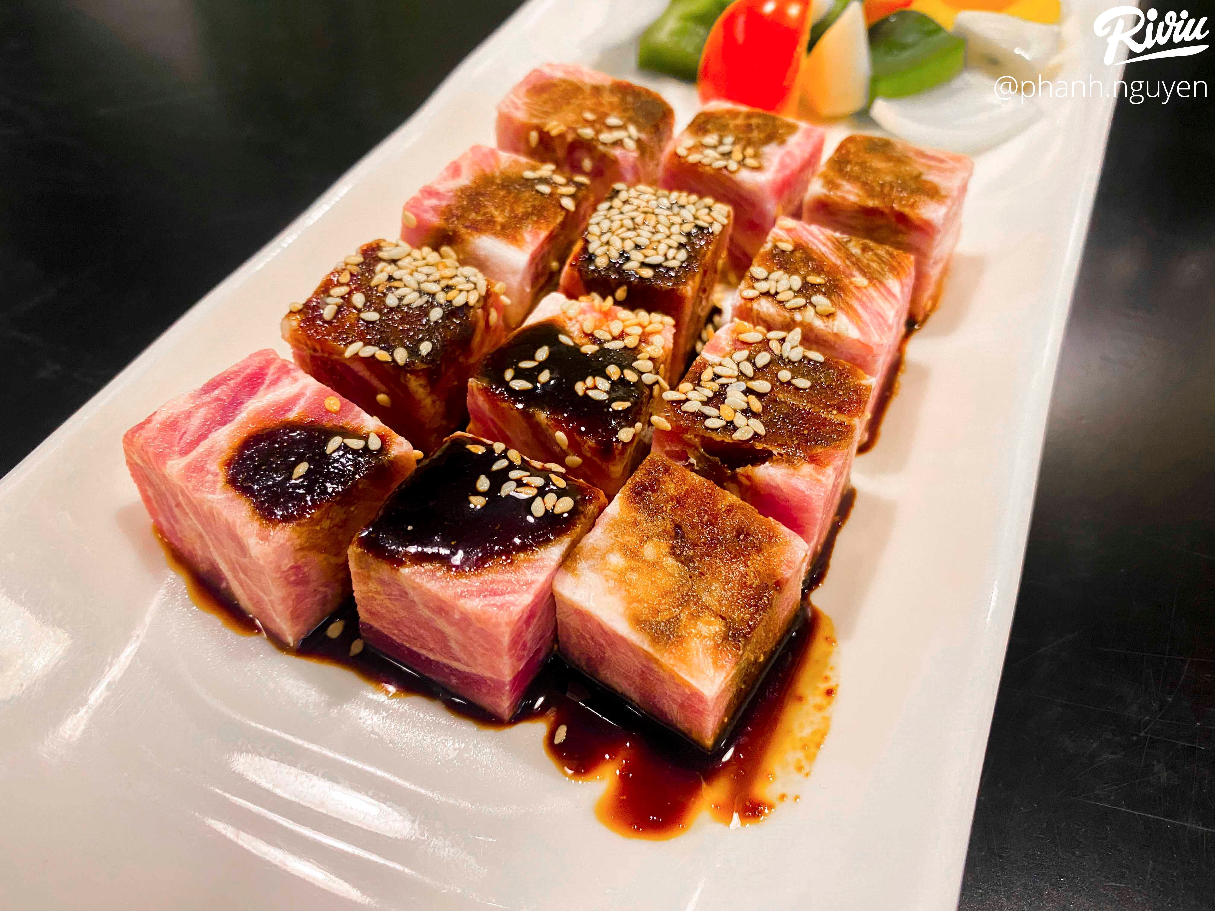 Lạ lạ nhà hàng có lẩu tôm sen đào ngon đáo để không phải nơi nào cũng có - ảnh 20 la la nha hang co lau tom sen dao ngon dao de khong phai noi nao cung co - anh 20