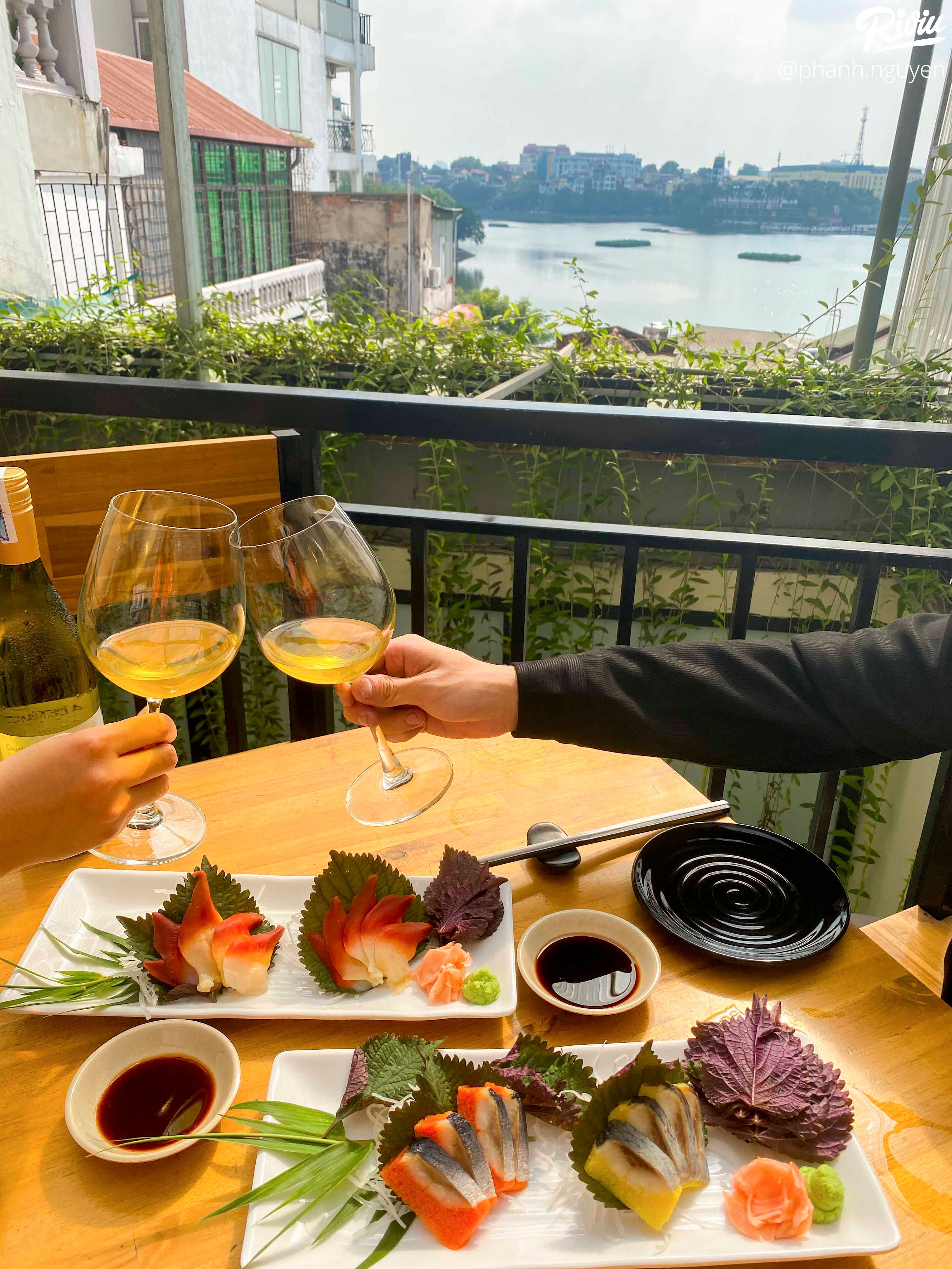 Lạ lạ nhà hàng có lẩu tôm sen đào ngon đáo để không phải nơi nào cũng có - ảnh 56 la la nha hang co lau tom sen dao ngon dao de khong phai noi nao cung co - anh 56