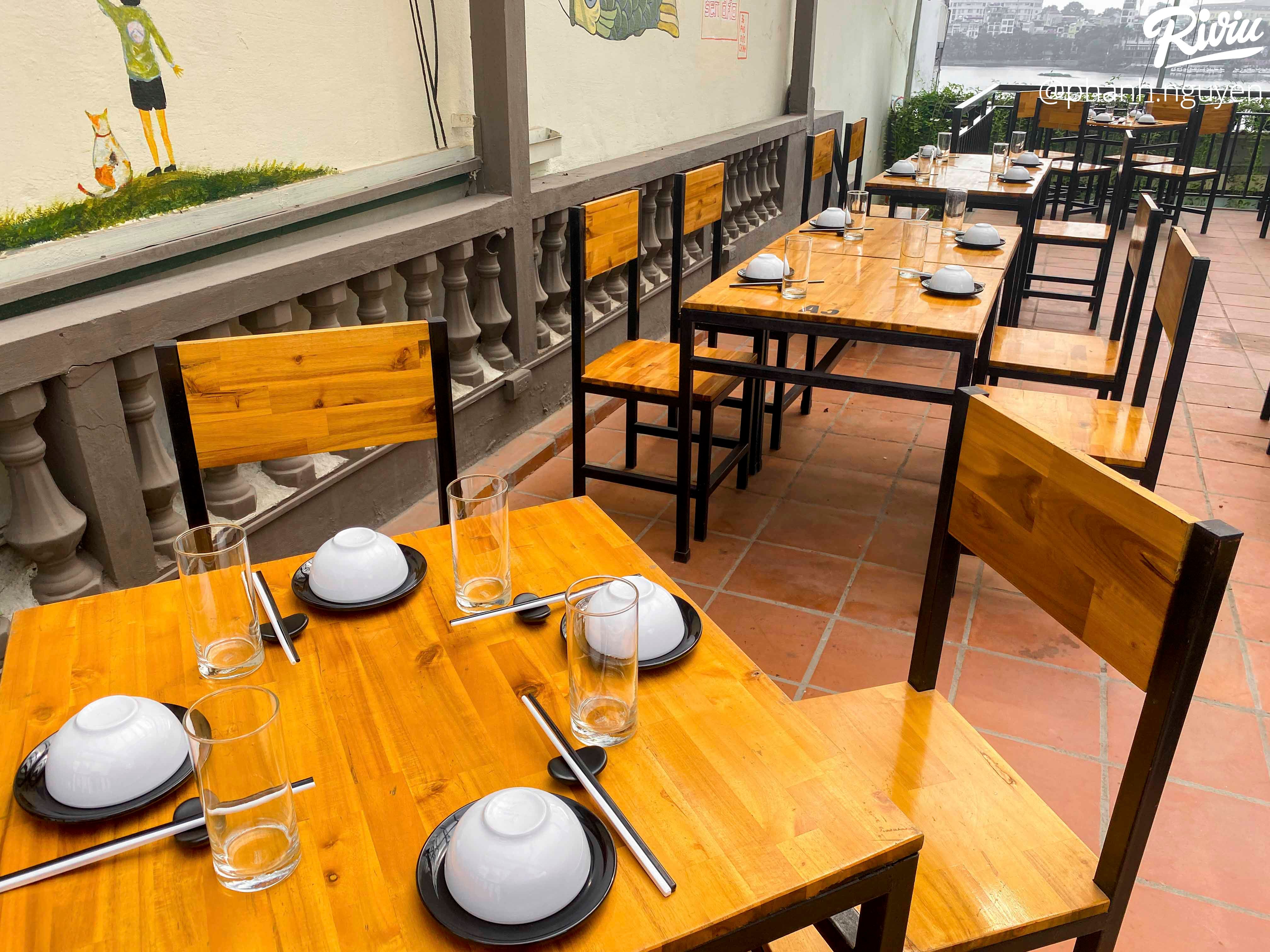 Lạ lạ nhà hàng có lẩu tôm sen đào ngon đáo để không phải nơi nào cũng có - ảnh 15 la la nha hang co lau tom sen dao ngon dao de khong phai noi nao cung co - anh 15