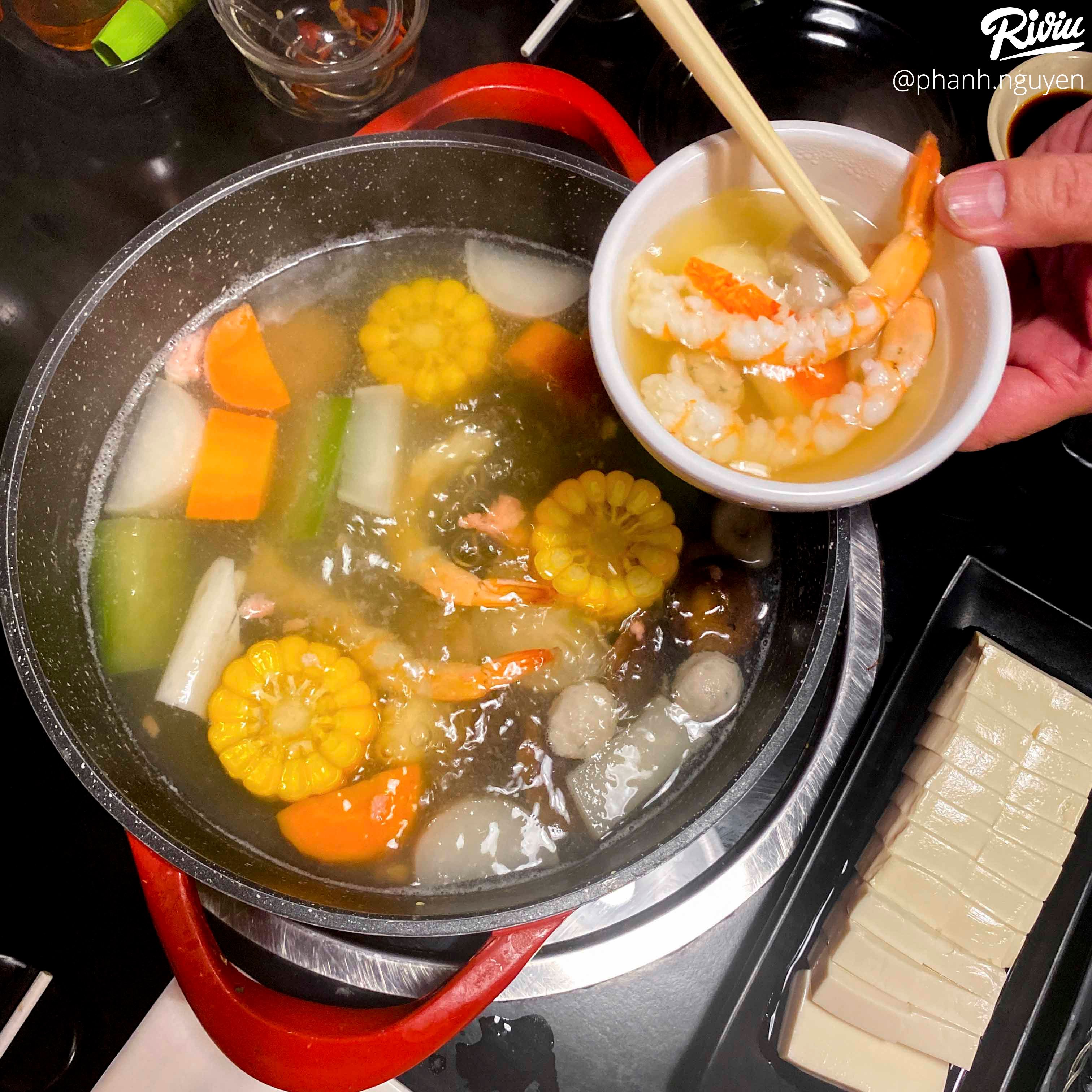 Lạ lạ nhà hàng có lẩu tôm sen đào ngon đáo để không phải nơi nào cũng có - ảnh 49 la la nha hang co lau tom sen dao ngon dao de khong phai noi nao cung co - anh 49