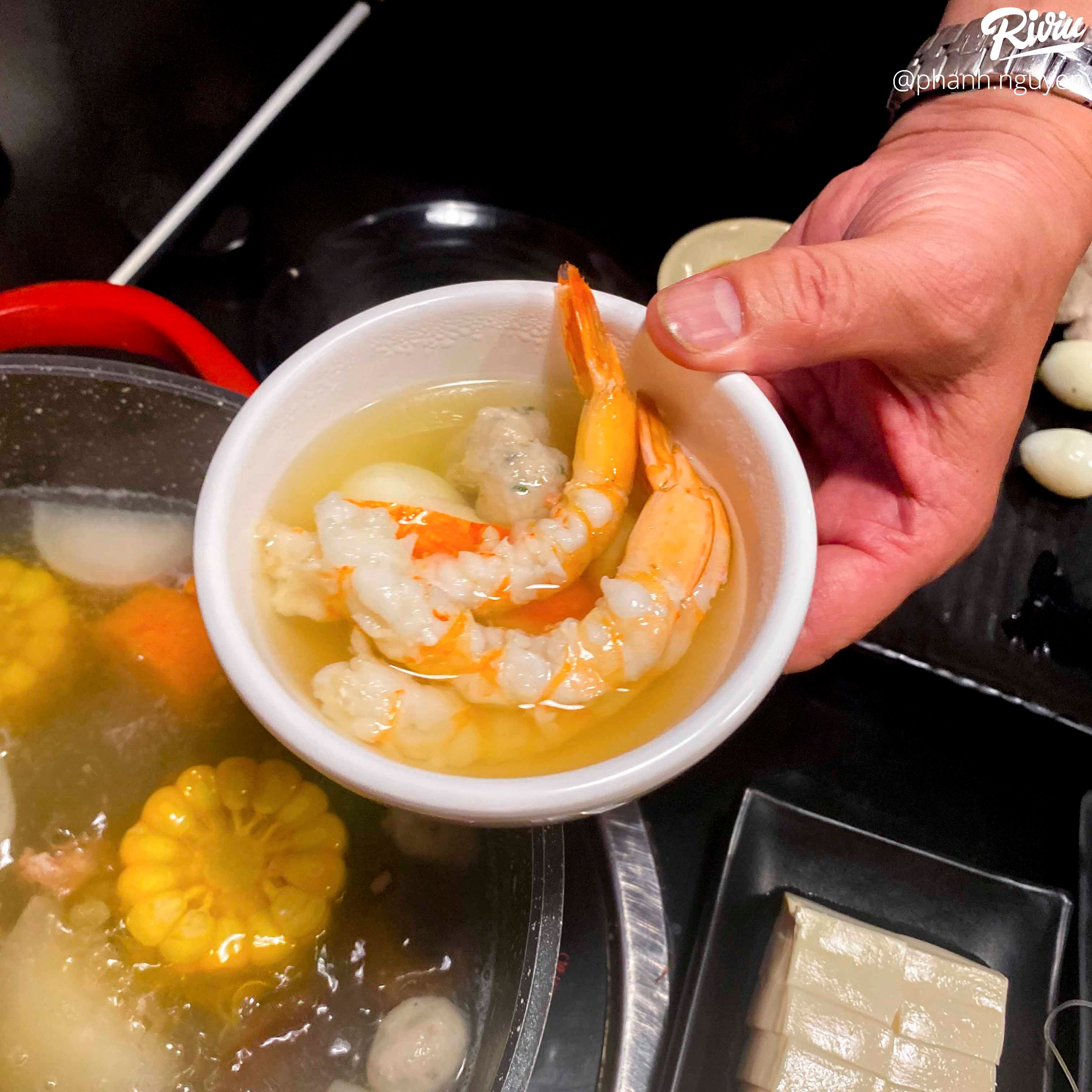 Lạ lạ nhà hàng có lẩu tôm sen đào ngon đáo để không phải nơi nào cũng có - ảnh 50 la la nha hang co lau tom sen dao ngon dao de khong phai noi nao cung co - anh 50