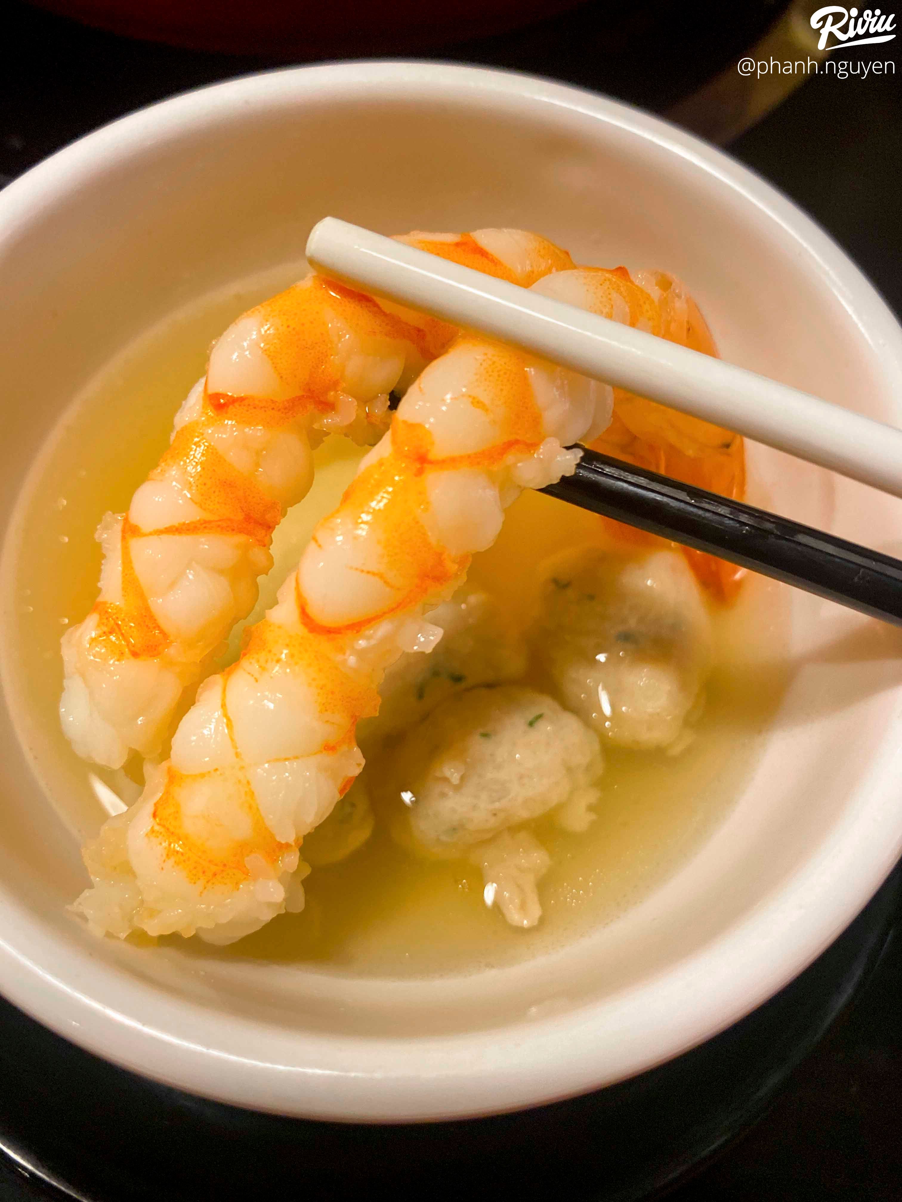 Lạ lạ nhà hàng có lẩu tôm sen đào ngon đáo để không phải nơi nào cũng có - ảnh 52 la la nha hang co lau tom sen dao ngon dao de khong phai noi nao cung co - anh 52