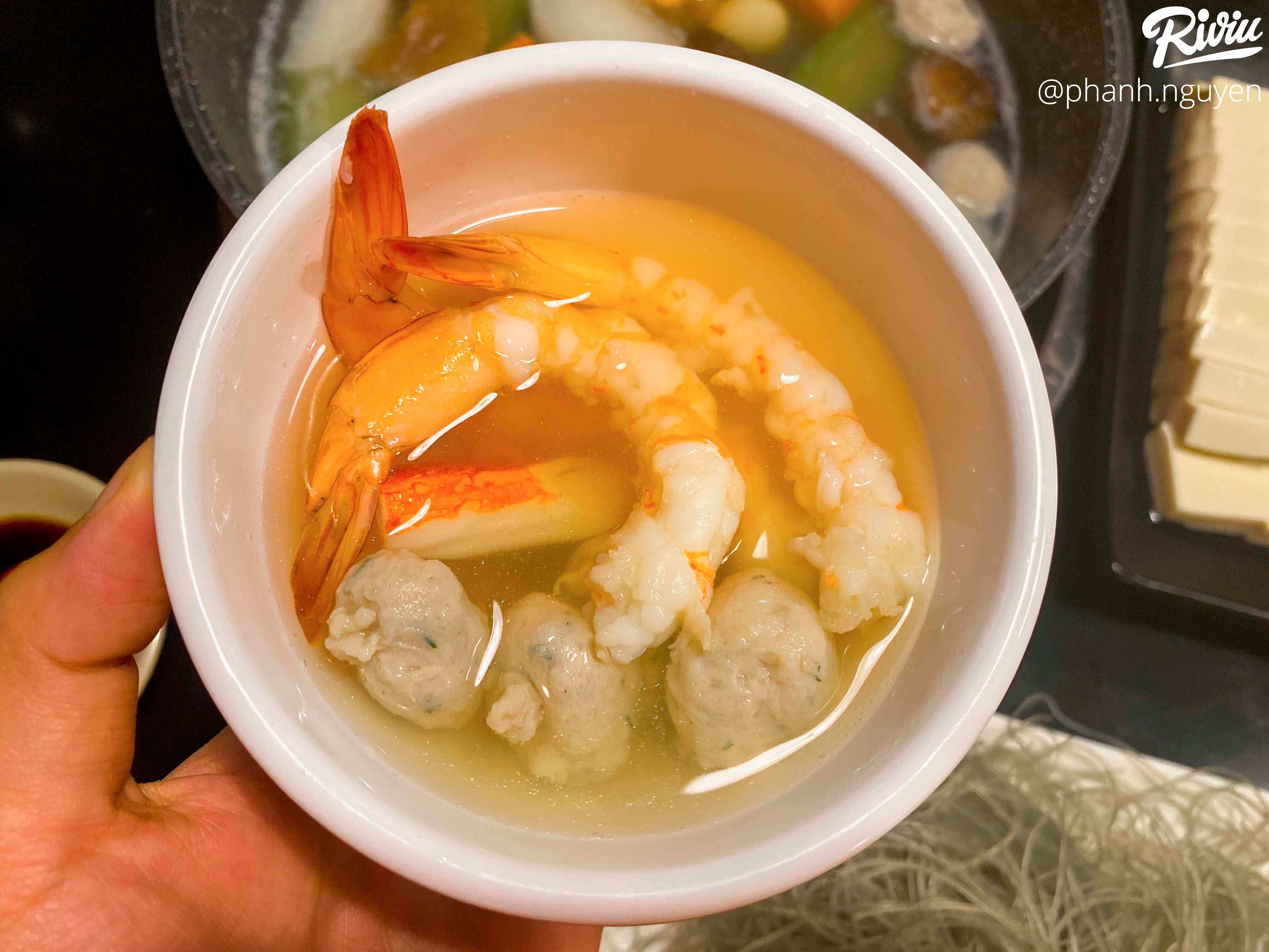 Lạ lạ nhà hàng có lẩu tôm sen đào ngon đáo để không phải nơi nào cũng có - ảnh 54 la la nha hang co lau tom sen dao ngon dao de khong phai noi nao cung co - anh 54