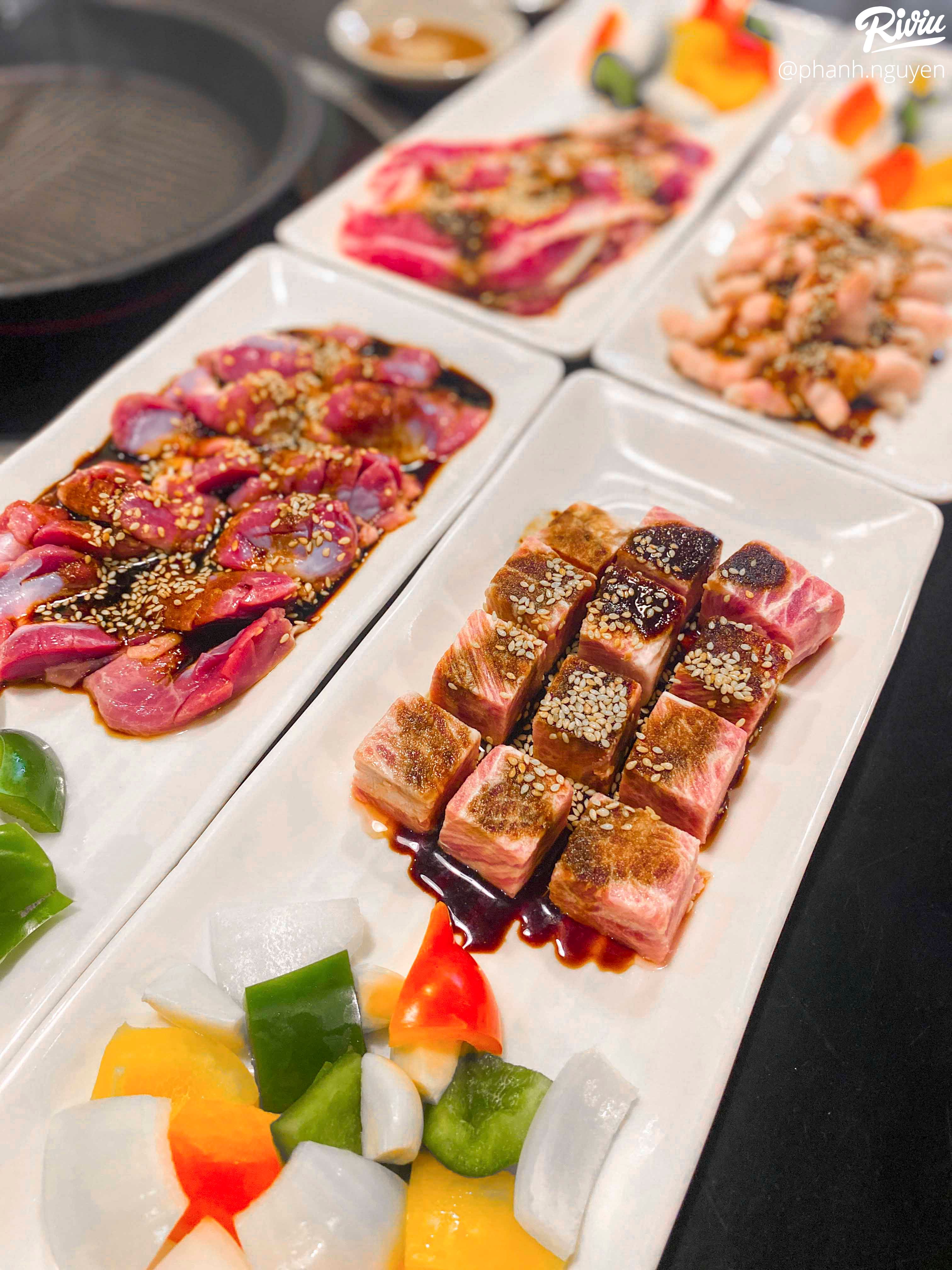 Lạ lạ nhà hàng có lẩu tôm sen đào ngon đáo để không phải nơi nào cũng có - ảnh 19 la la nha hang co lau tom sen dao ngon dao de khong phai noi nao cung co - anh 19